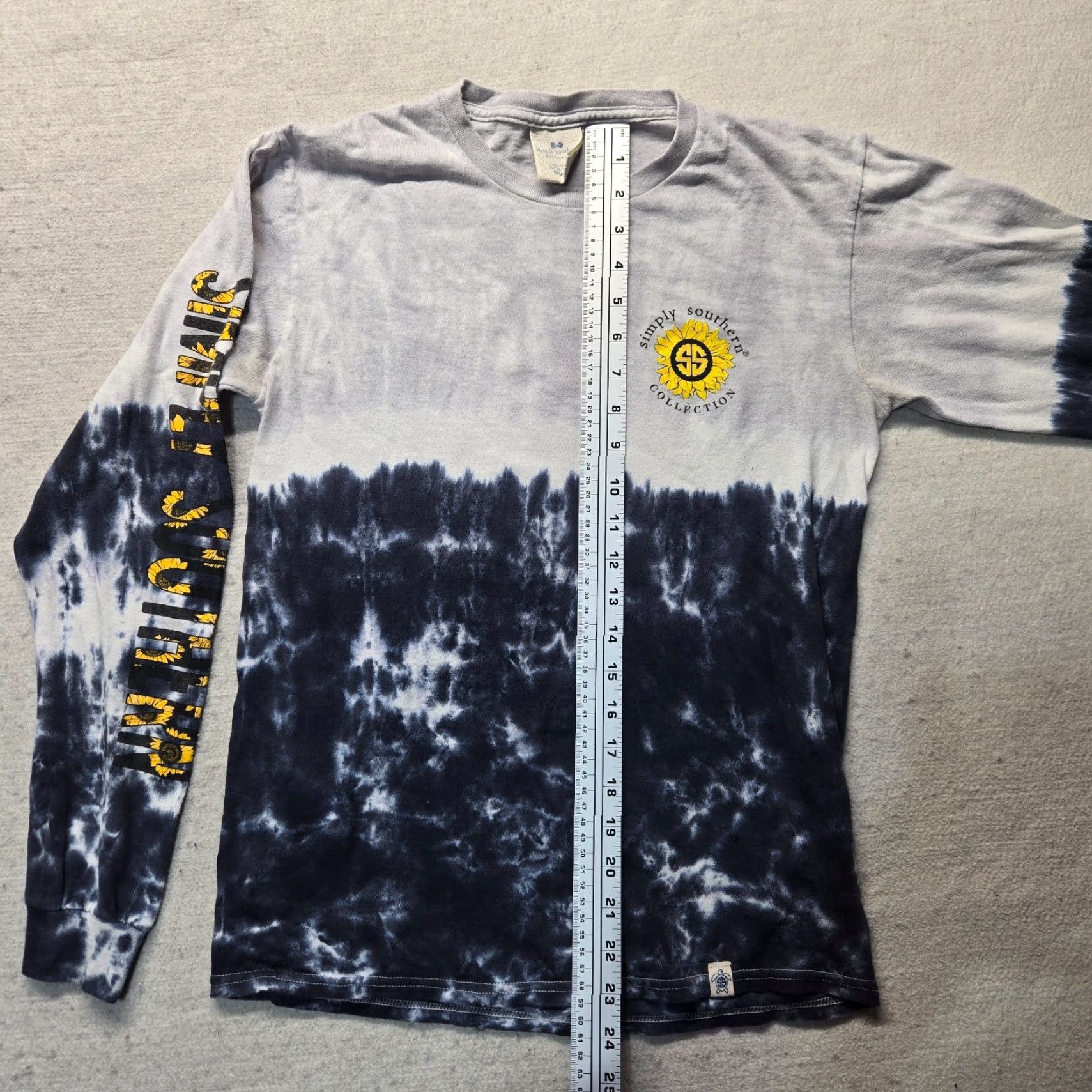 Vintage VINTAGE Simply Southern Dog Theme Long Sleeve T-Shirt Gray Tie Dye Womens S Size S / US 4 / IT 40 - 6 Thumbnail
