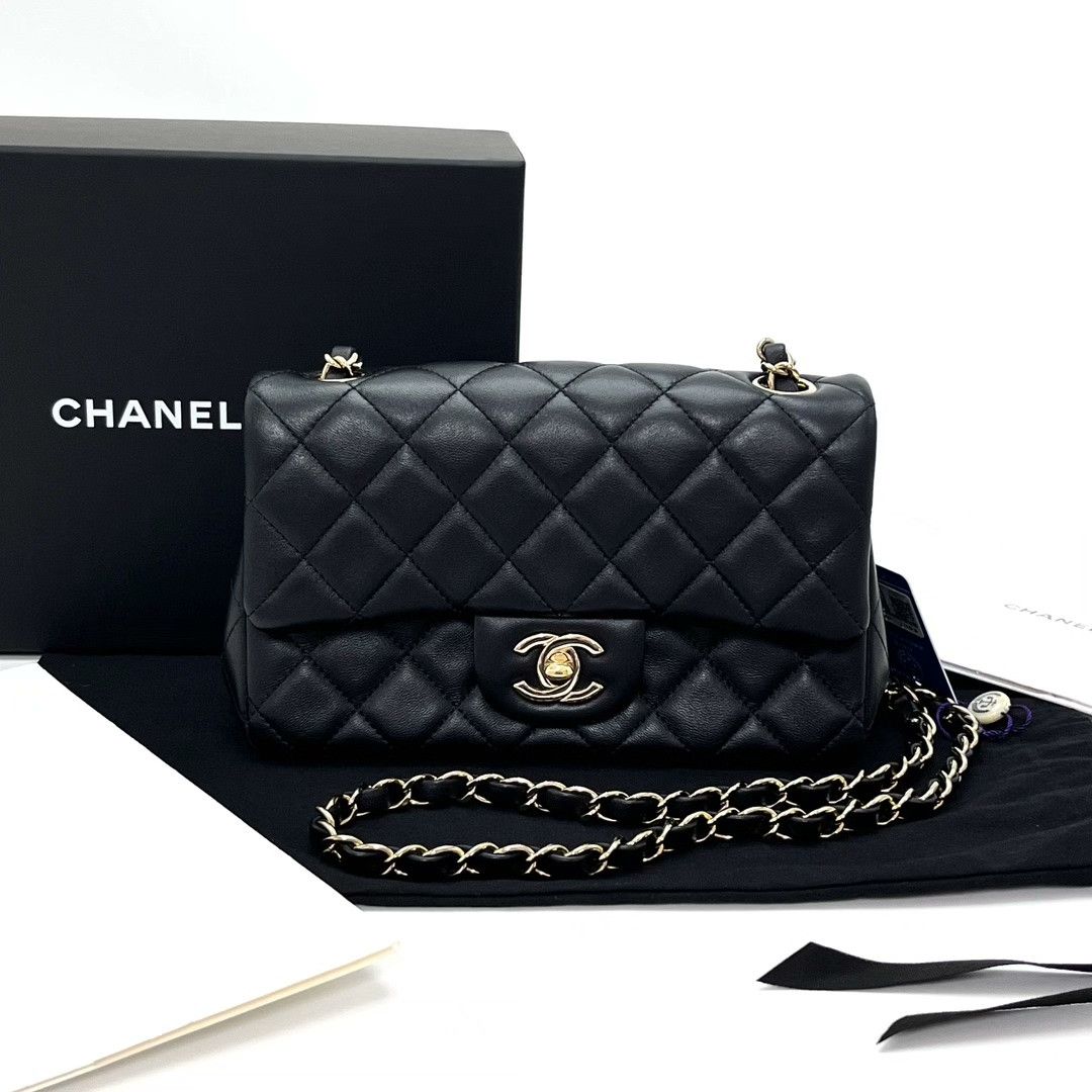 Chanel Pre-loved Bag Very good condition Size ONE SIZE - 1 Thumbnail