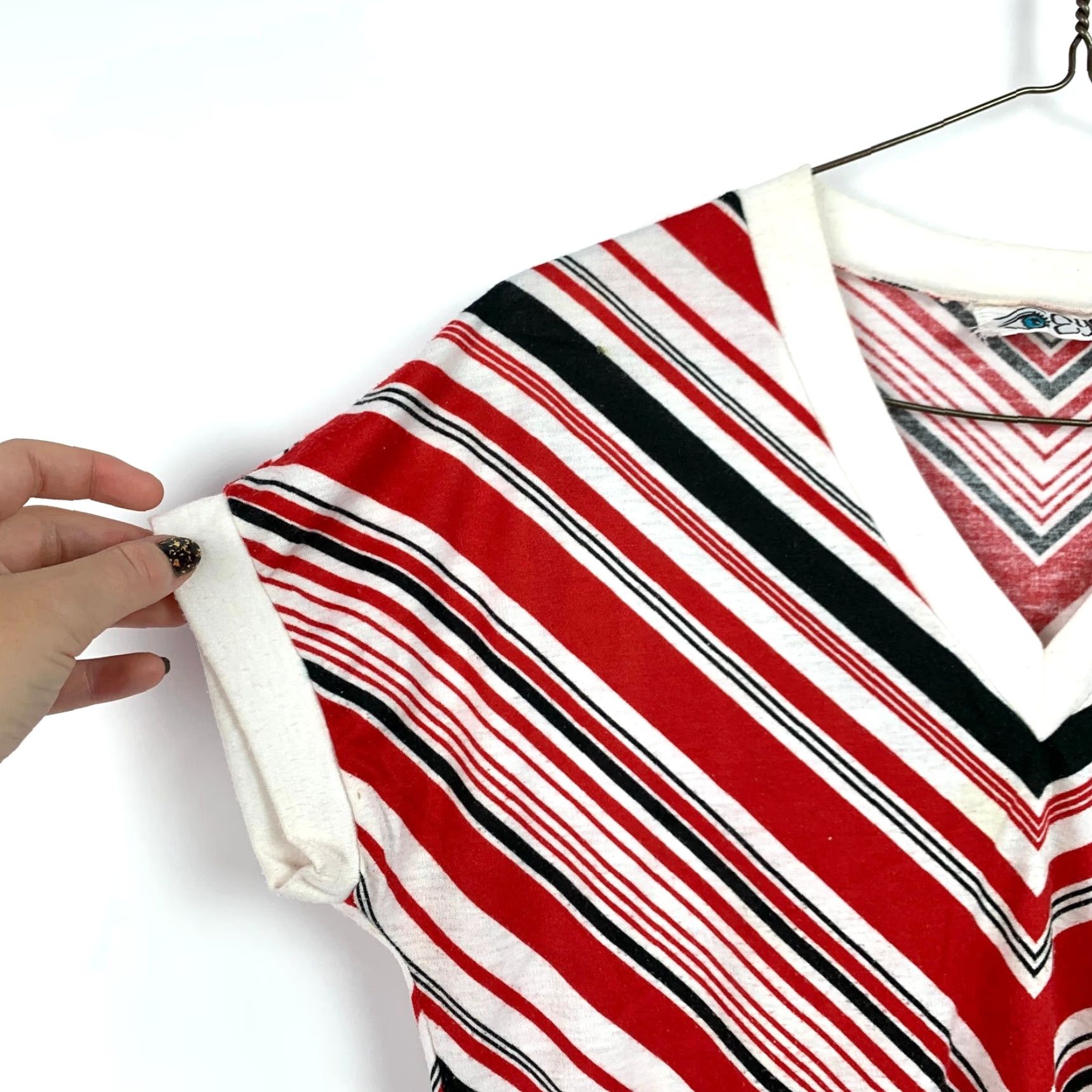 Vintage VINTAGE Eyefuls Chevron Vee Stripe Short Sleeve Tee Shirt Medium Size M / US 6-8 / IT 42-44 - 3 Thumbnail