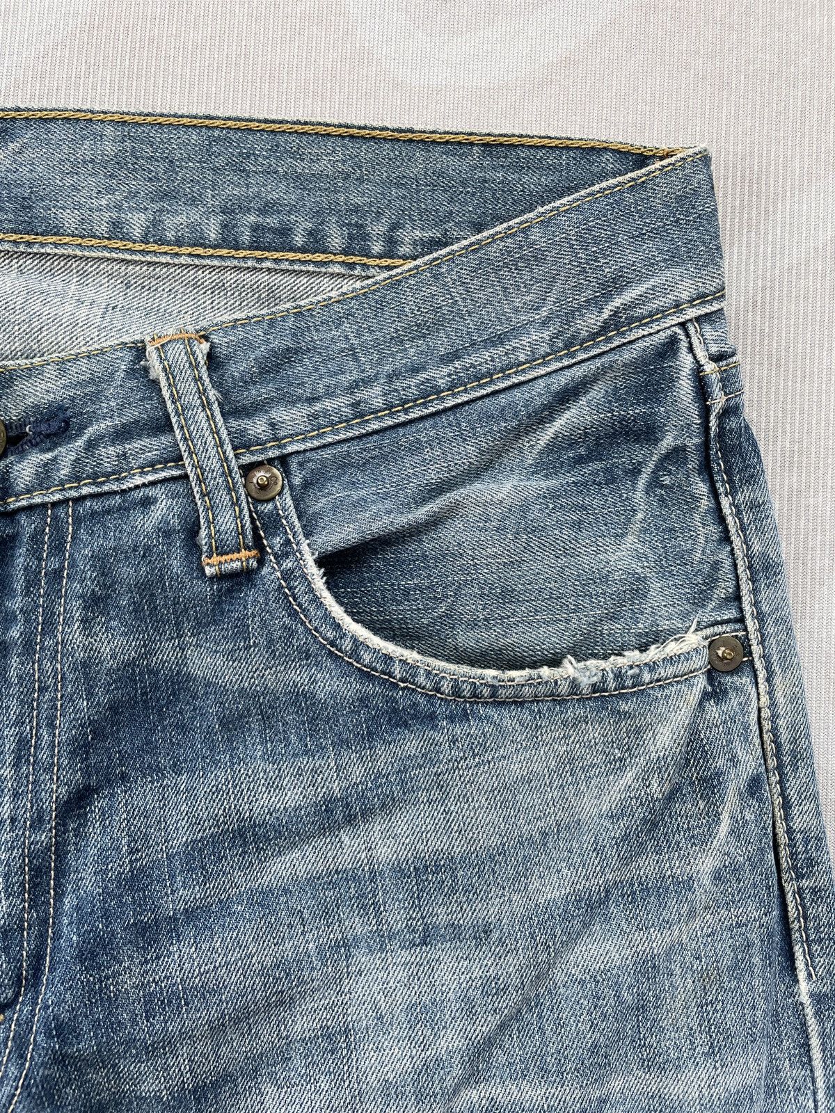 Levi's Vintage Levis 502 Japan Size US 30 / EU 46 - 7 Thumbnail