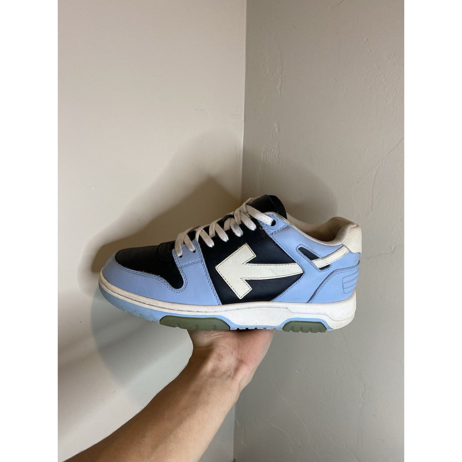 Off-White Size 41 (8 US) Off-White Out of Office 'UNC Blue White ' Size US 8 / EU 41 - 10 Thumbnail
