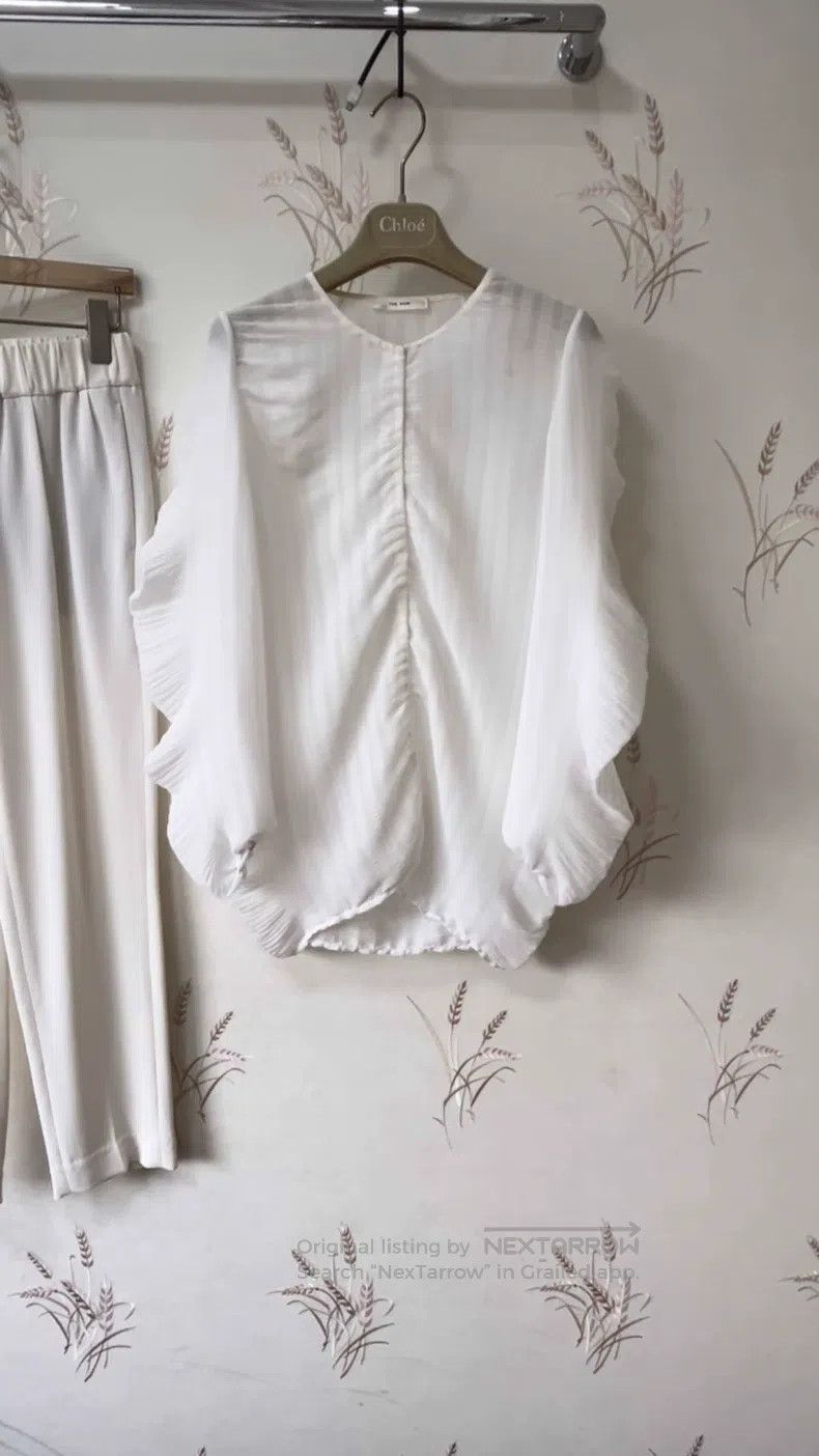 The Row The Row Creamy White Pleated Long Sleeve Top Size XS / US 0-2 / IT 36-38 - 1 Thumbnail