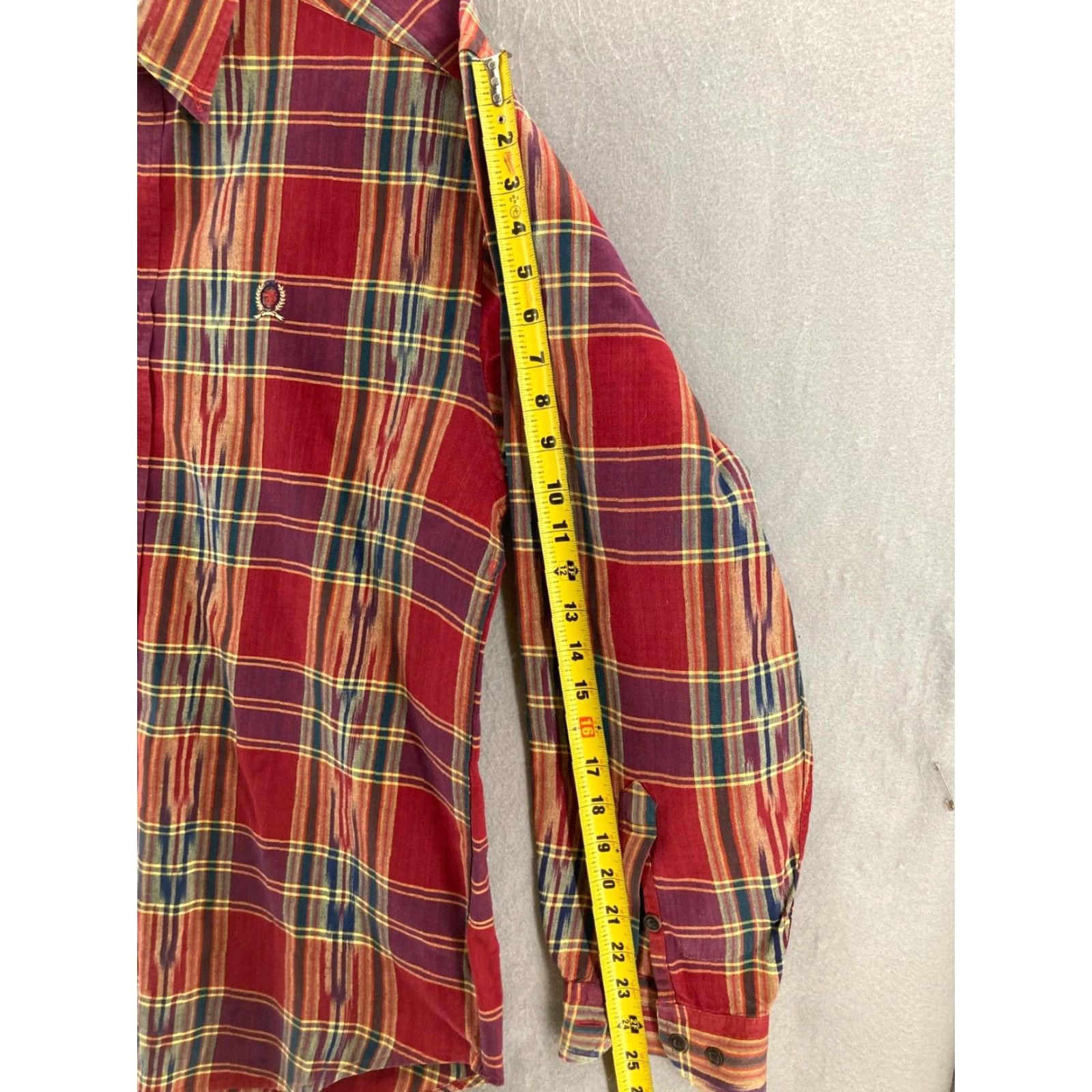 Tommy Hilfiger VINTAGE Tommy Hilfiger Shirt Mens Large Plaid Flannel Southwestern 90s Size US L / EU 52-54 / 3 - 4 Thumbnail