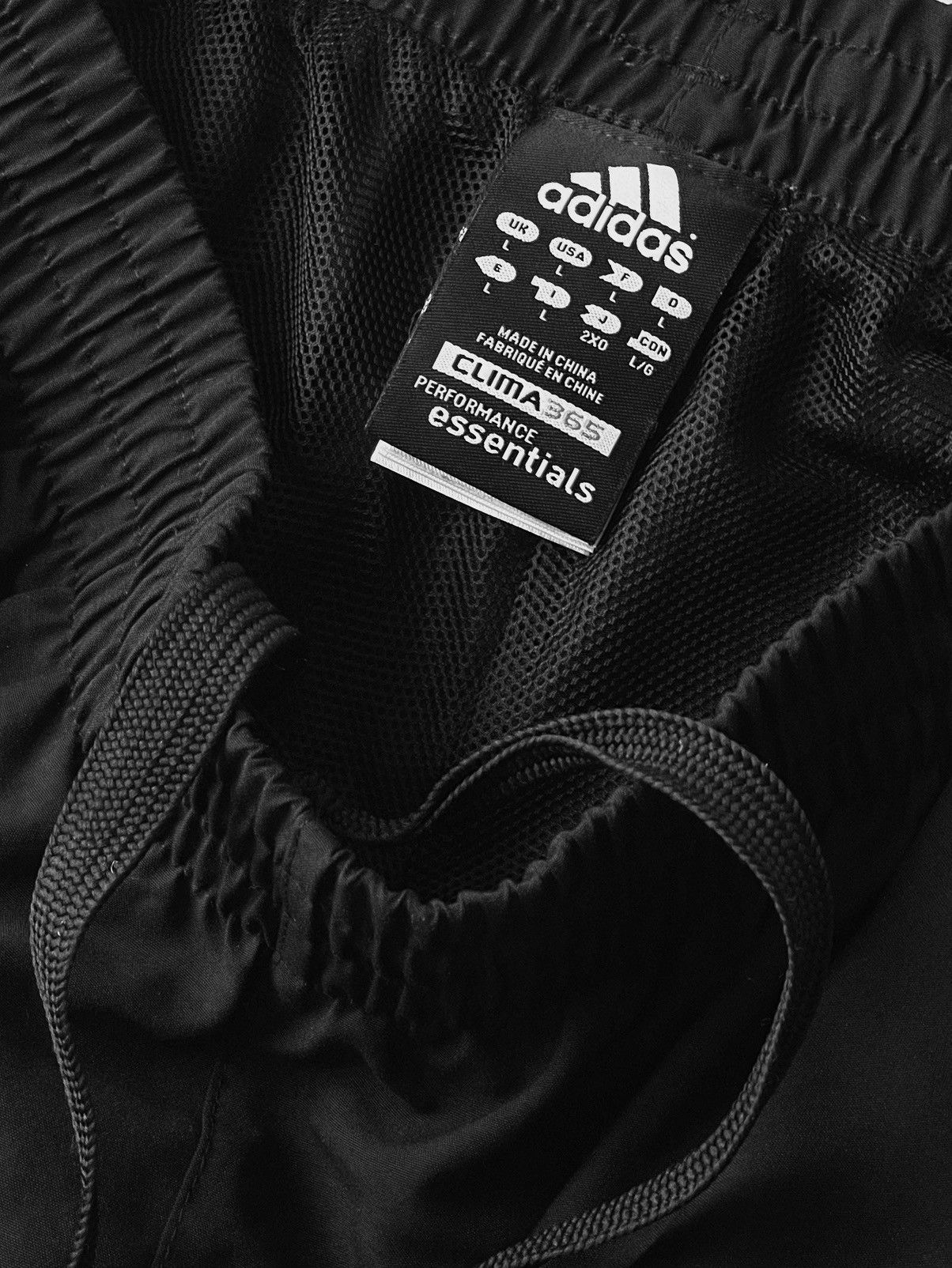 Vintage Vintage Y2K Adidas Pinterest Shorts Streetwear 90s Size US 32 / EU 48 - 11 Thumbnail
