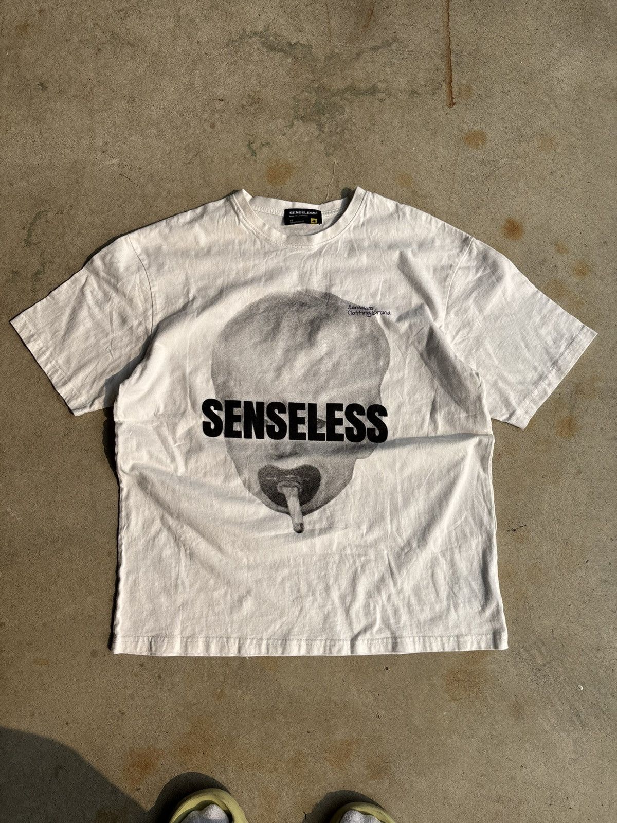 Other Crazy Obscure Baby Smoking White Tee By Senseless Company Size US L / EU 52-54 / 3 - 1 Thumbnail