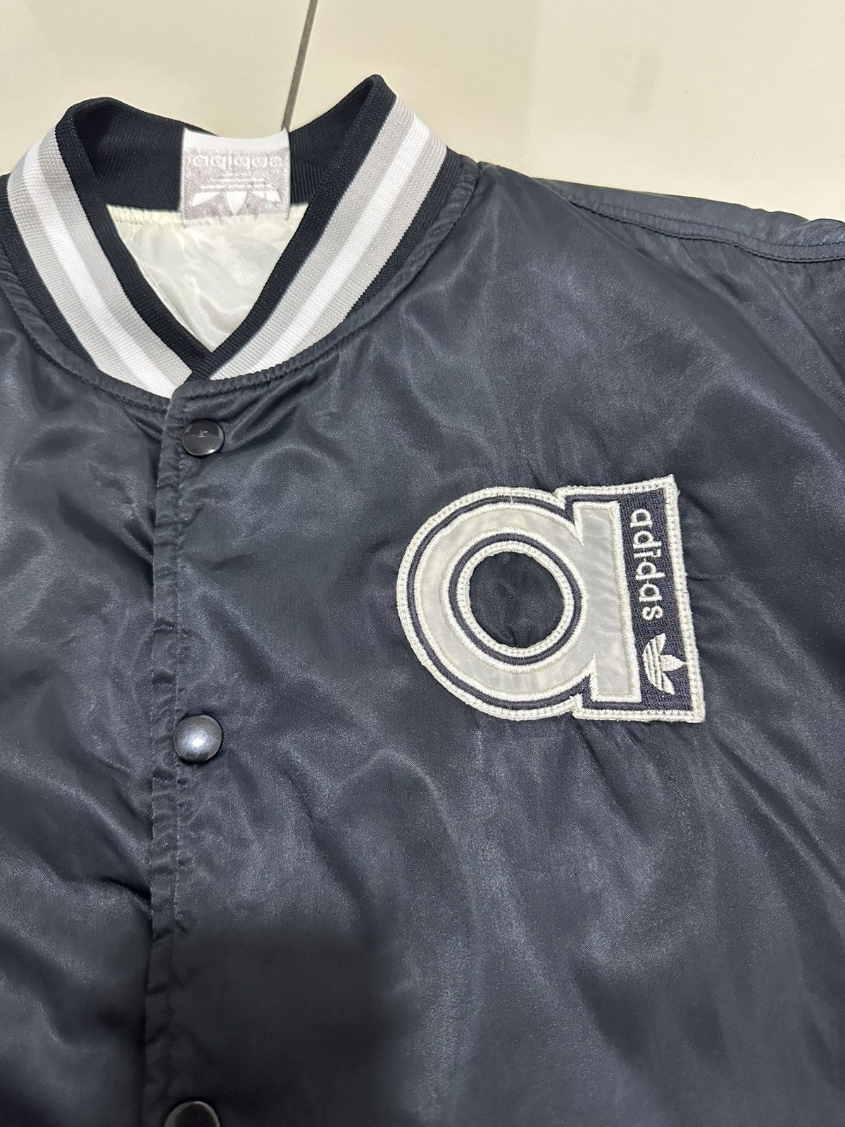 Adidas Vintage 90’s Adidas Bomber Jacket Design Big Logo Design Size US L / EU 52-54 / 3 - 4 Thumbnail