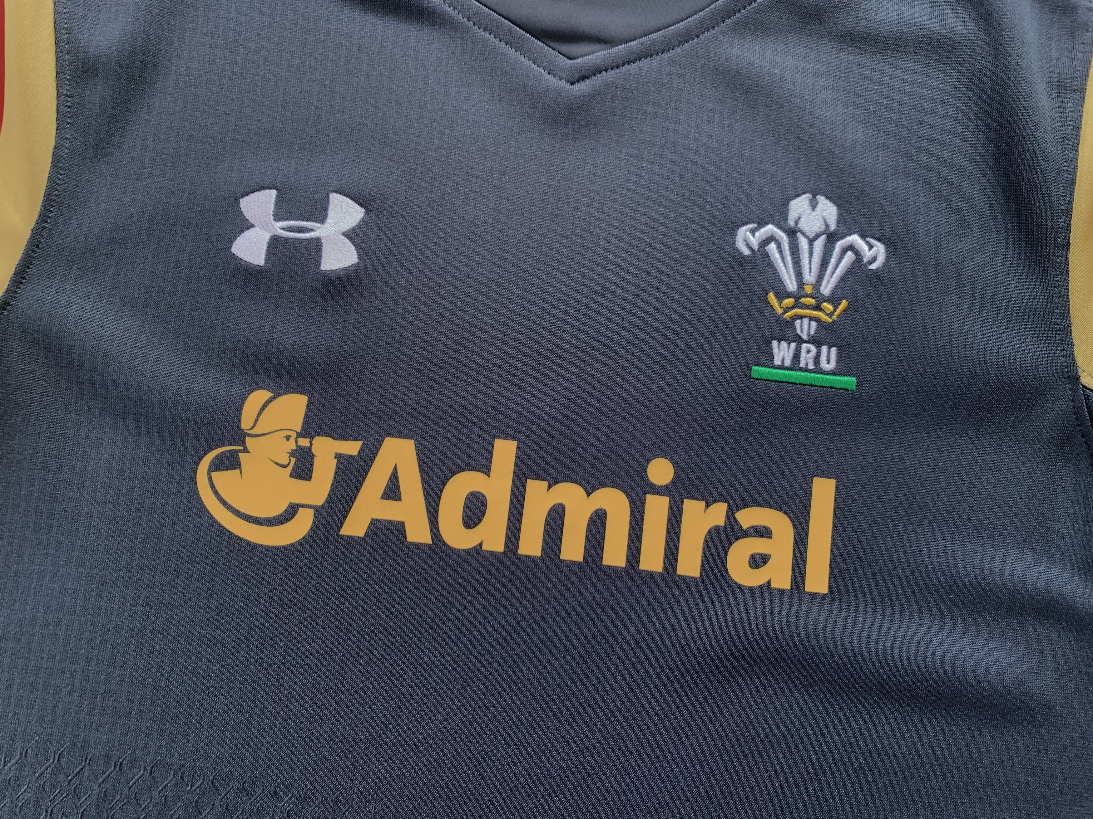 Under Armour Under Armour Youth Rugby Jersey 2015 Size US XS / EU 42 / 0 - 6 Thumbnail
