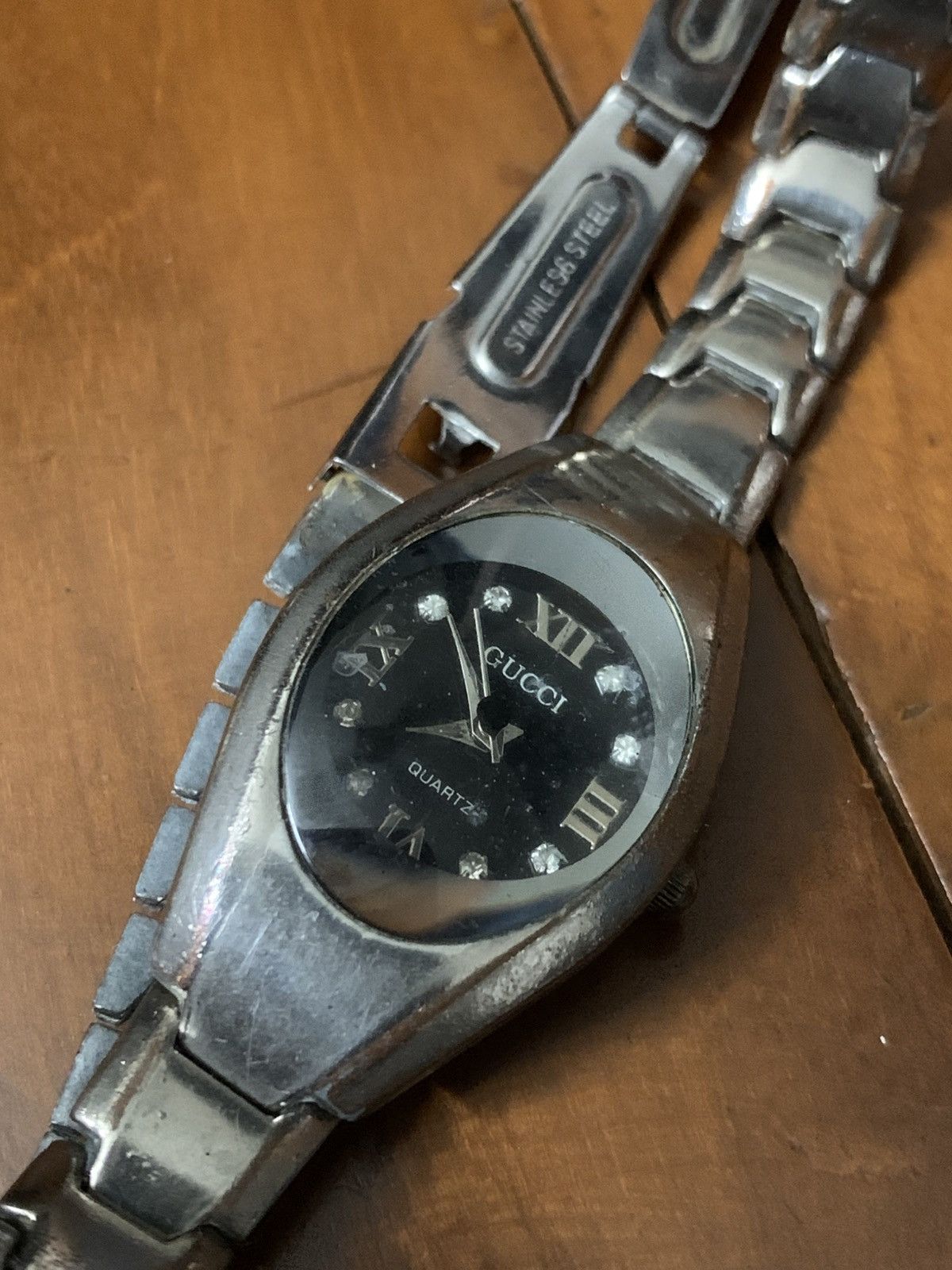 Vintage Gucci quartz watch