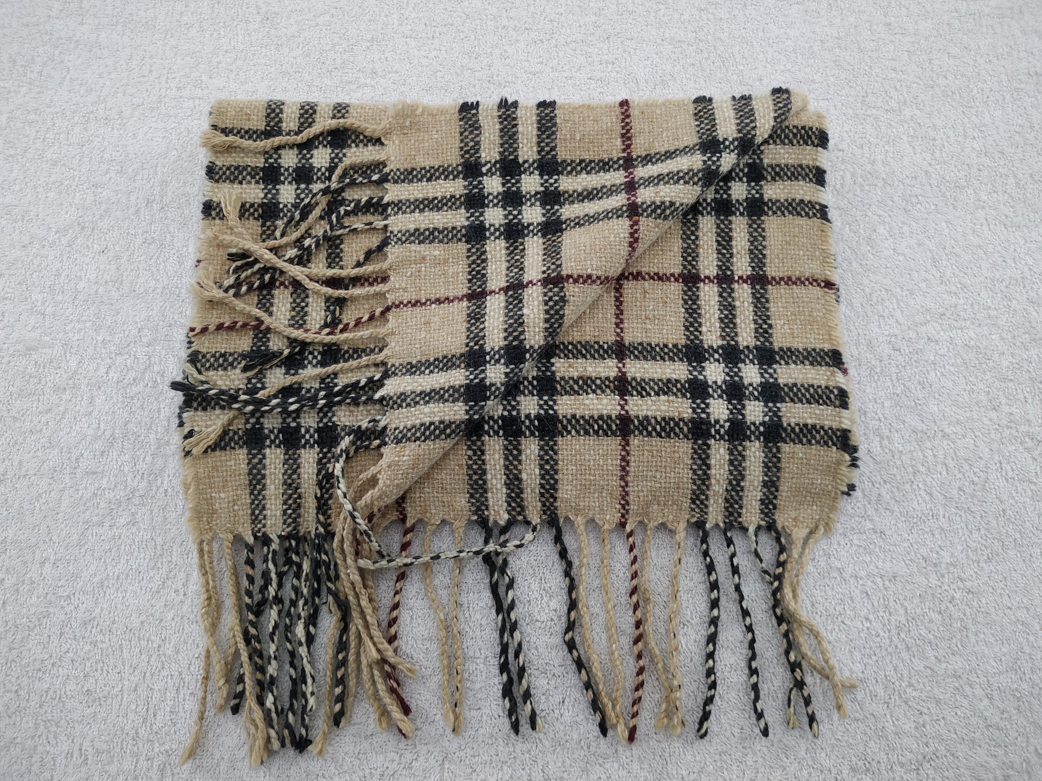 Burberry Vintage Burberry Scarf/Muffler/Neckwear MF295 Size ONE SIZE - 4 Thumbnail