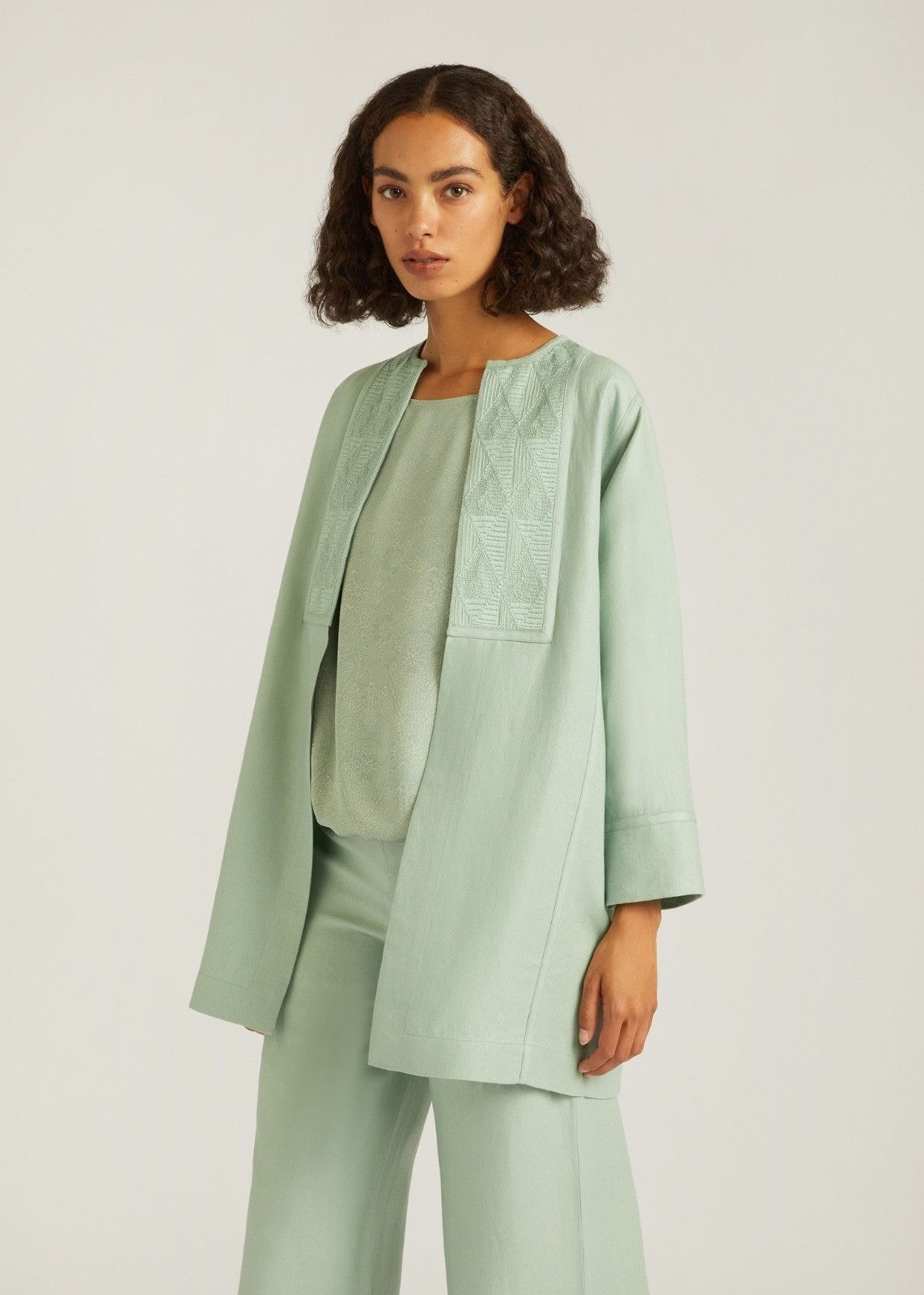 Loro Piana o1srvl11e0824 Christa Antigua Jacket in Light Green Size L / US 10 / IT 46 - 2 Thumbnail
