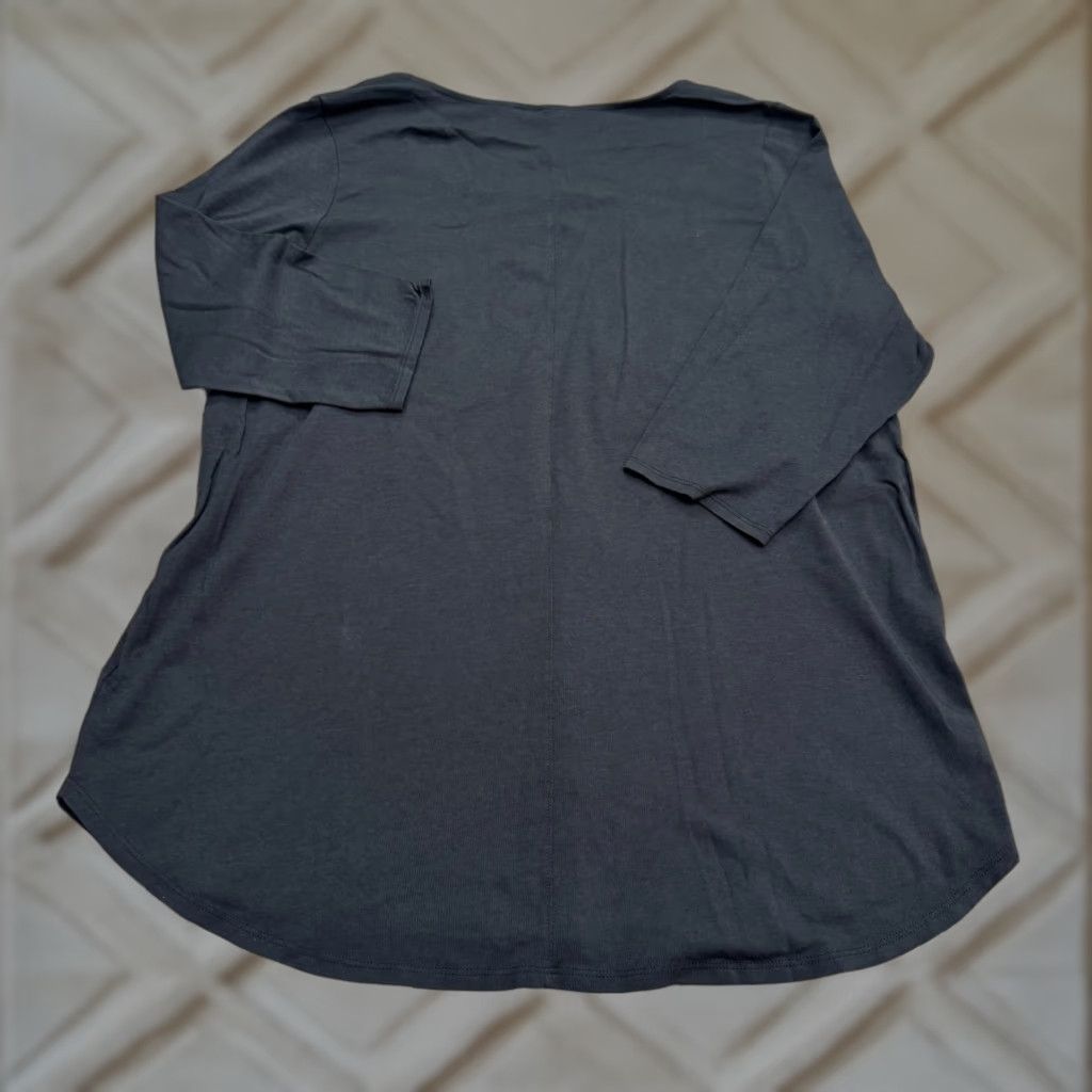 Vintage Tahari Tunic T-Shirt Womens Plus 1X Black 3/4 Sleeve Scoop Neck Knit Cotton Blend Casual Tee Size XL / US 12-14 / IT 48-50 - 1 Thumbnail