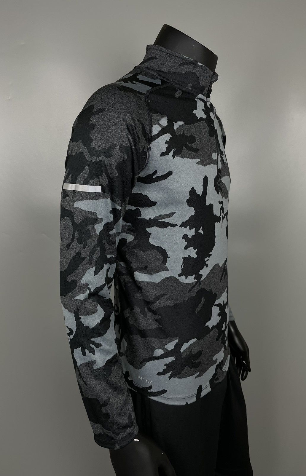 Nike Nike running long sleeve 1/3 zip dri-fit Size US S / EU 44-46 / 1 - 5 Thumbnail