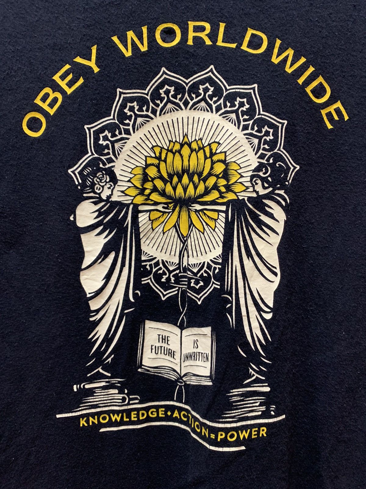 Obey Obey Worldwide Medium Size Size US M / EU 48-50 / 2 - 2 Thumbnail