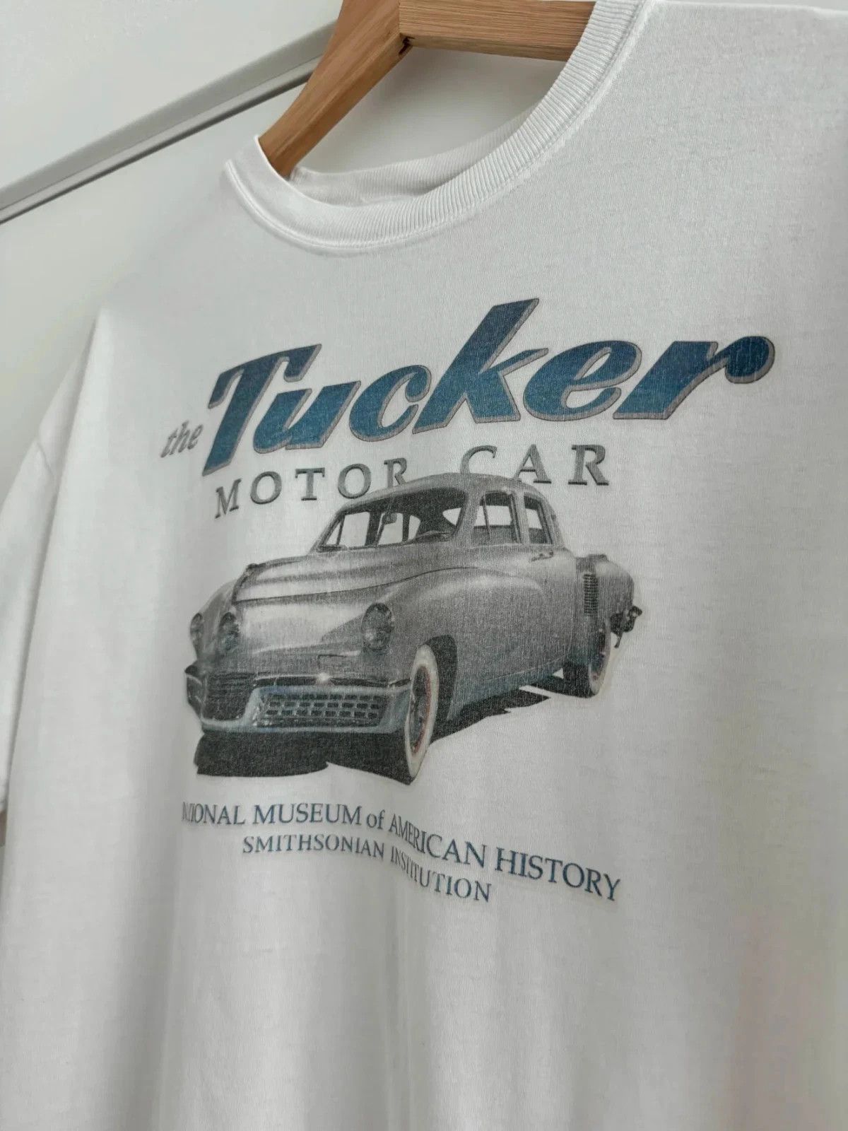 Vintage Vintage Late 90's "The Tucker Motor Car" White T-Shirt Size US M / EU 48-50 / 2 - 2 Thumbnail