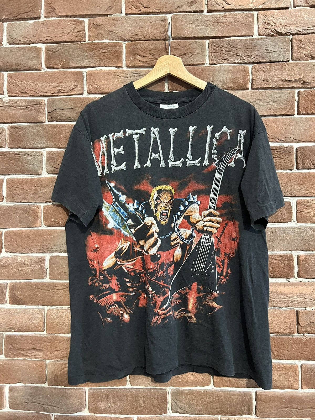 Band Tees Rare Vintage 90s Metallica Load Heavy Metal Band Tshirt Size US XL / EU 56 / 4 - 2 Thumbnail