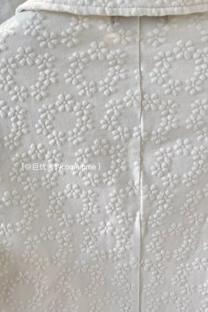 Comme des Garcons Comme Des Garcons Cream cream dimensional garland embossed Size S / US 4 / IT 40 - 8 Thumbnail