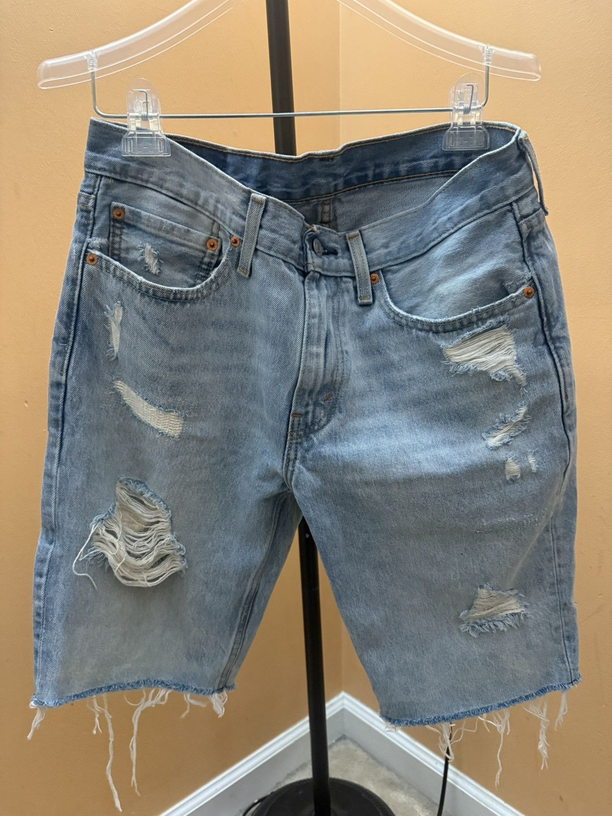 Levi's Distressed Levis 511 shorts (32W) Size US 32 / EU 48 - 1 Thumbnail