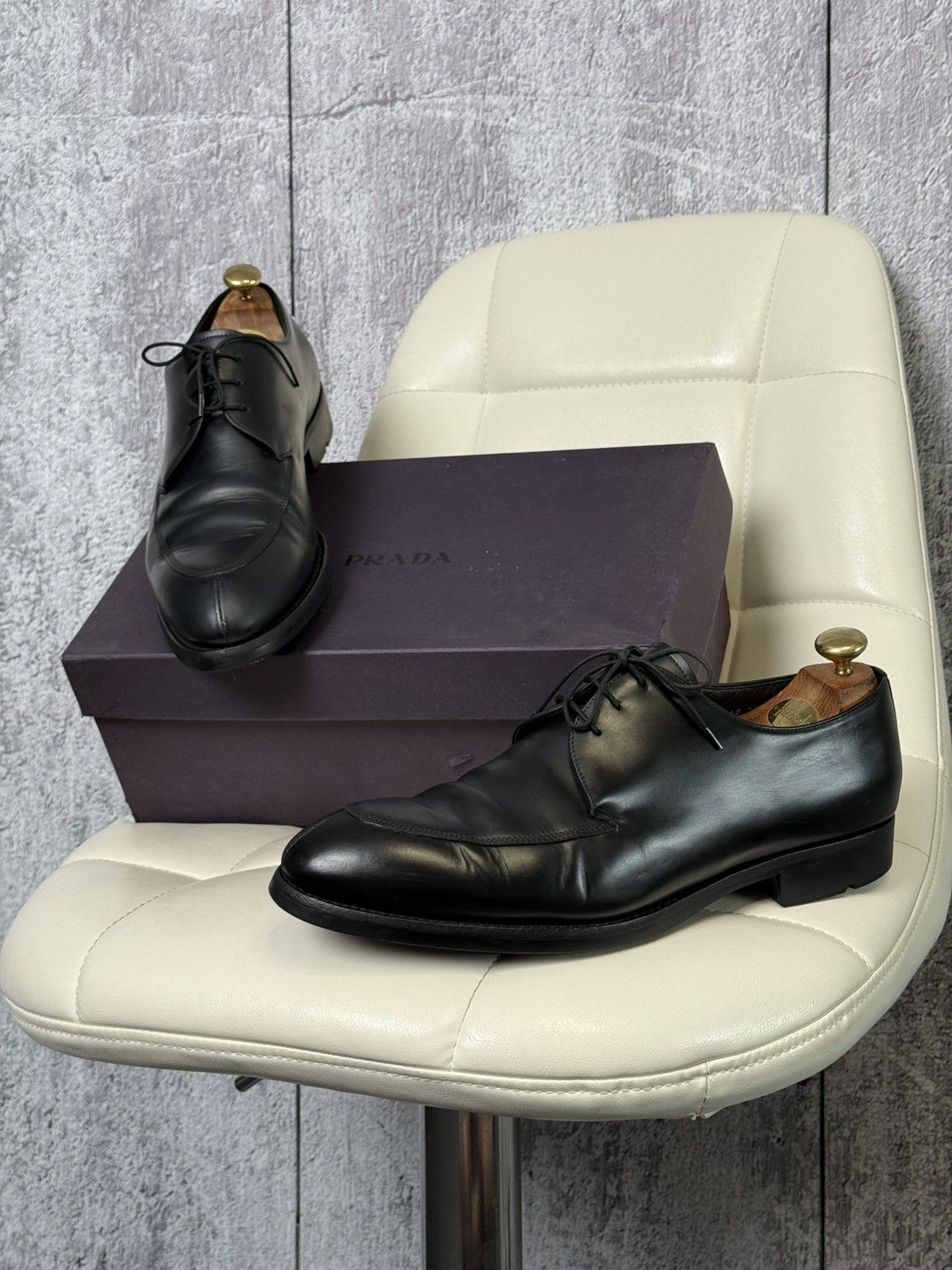 Prada Prada Black Leather Apron Toe Derby Men’s Dress Shoes Italy Size US 11 / EU 44 - 1 Thumbnail
