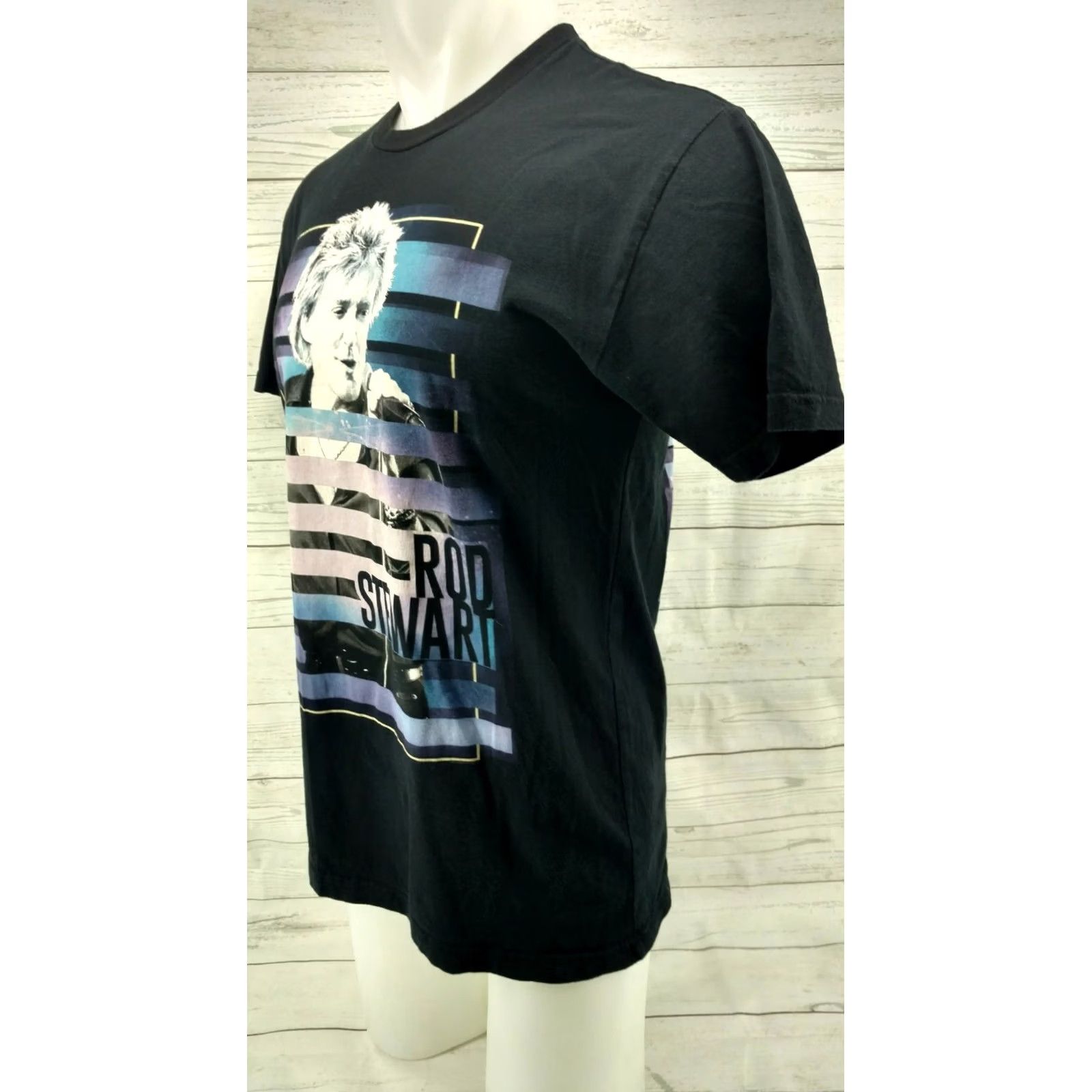 Next Level Next Level Apparel Distressed Rod Stewart Tour 2017 T Shirt Black Cotton M Mens Graphic Tee Size US M / EU 48-50 / 2 - 4 Thumbnail