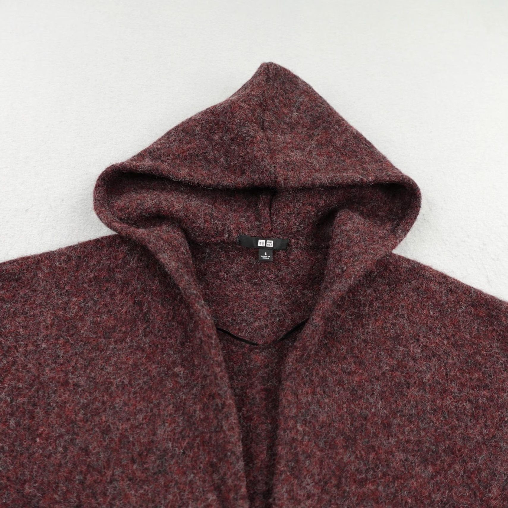 Uniqlo Uniqlo Sweater Womens Small Long Burgundy Red Cardigan Hooded Wool One Button Size S / US 4 / IT 40 - 2 Thumbnail