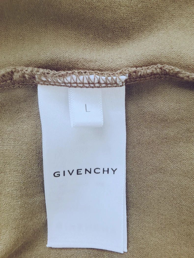 Givenchy Givenchy Cotton T-Shirt, Size L, Chest Size 120CM Size US L / EU 52-54 / 3 - 6 Thumbnail