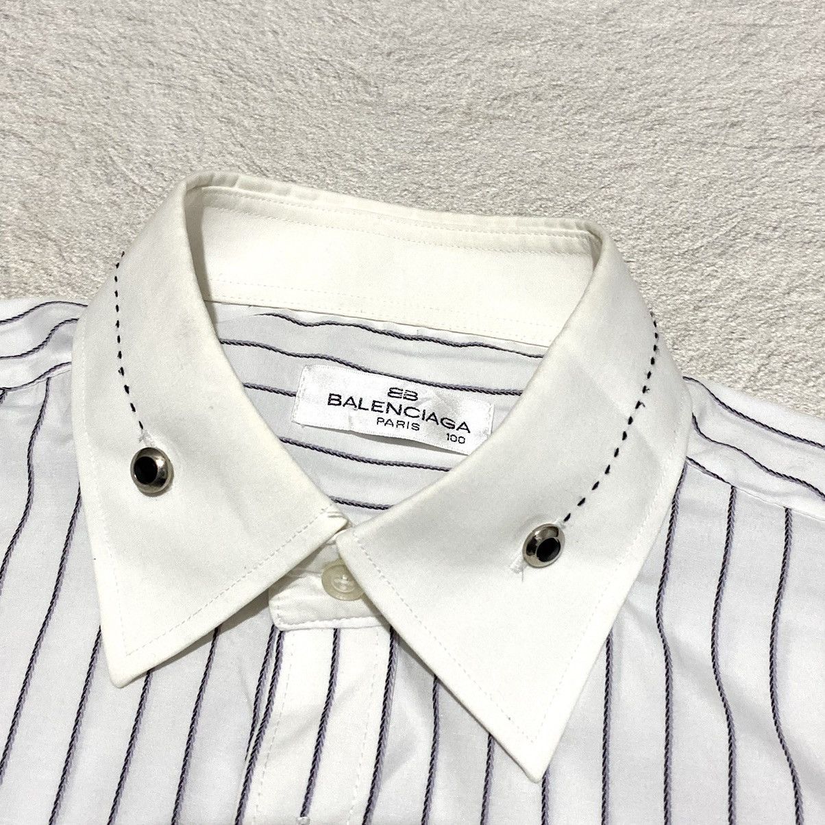 Balenciaga 🔥RARE🔥 Vintage Balenciaga Button shirt Size US M / EU 48-50 / 2 - 3 Thumbnail
