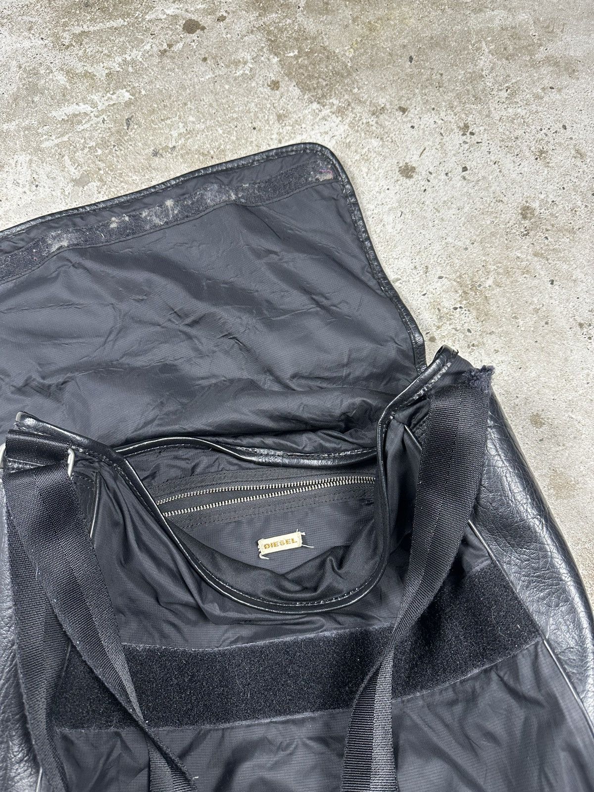 Diesel Vintage Y2K Diesel Black Shoulder Messenger Bag Size ONE SIZE - 10 Thumbnail