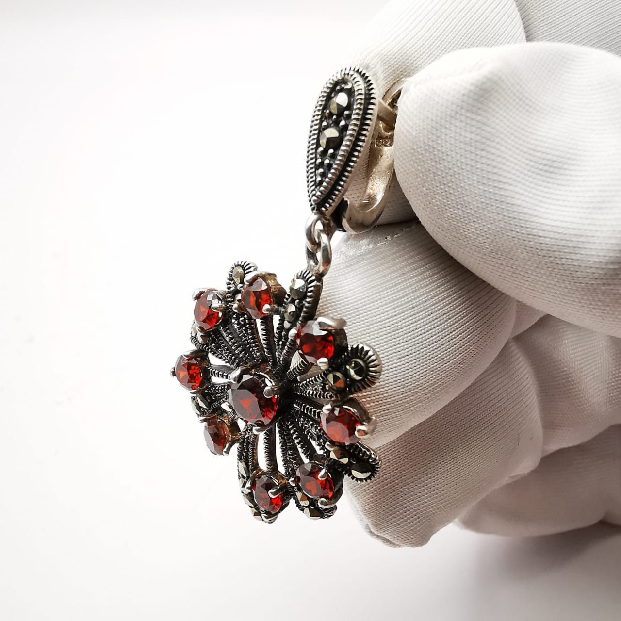 Sterling Silver Exclusive Vintage 925 Sterling Silver Earrings ,Ruby, Size ONE SIZE - 5 Thumbnail