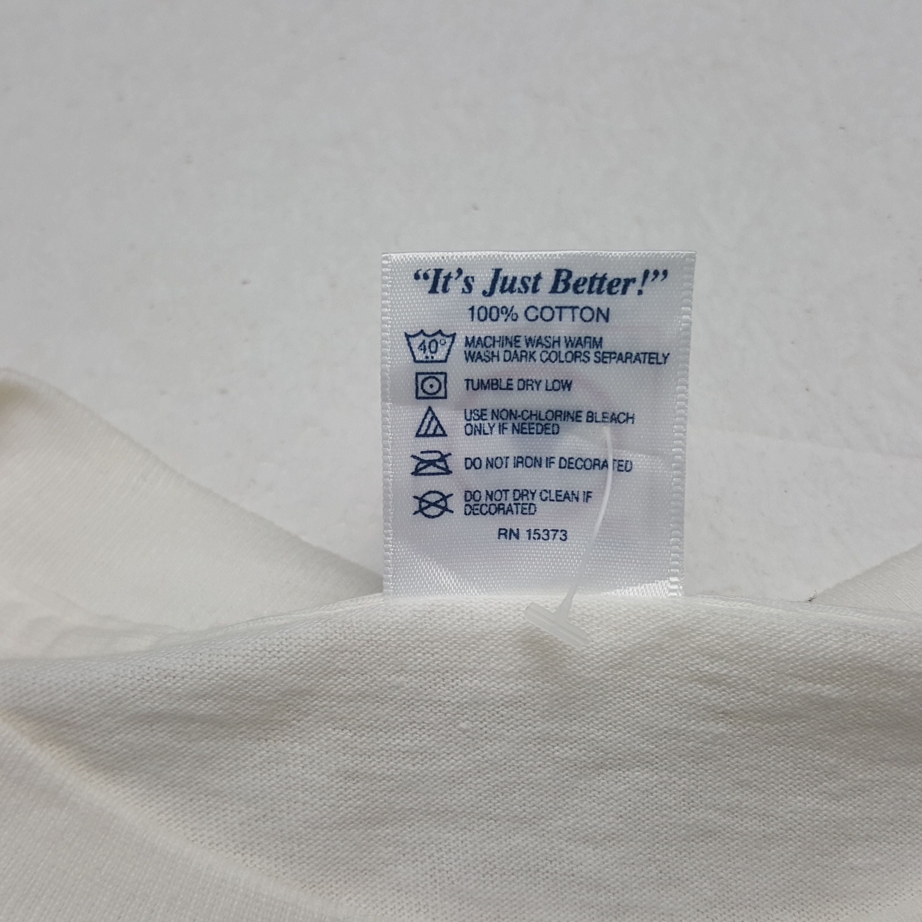 Vintage Vintage Marriott Rewards Tshirt Size US XL / EU 56 / 4 - 6 Thumbnail