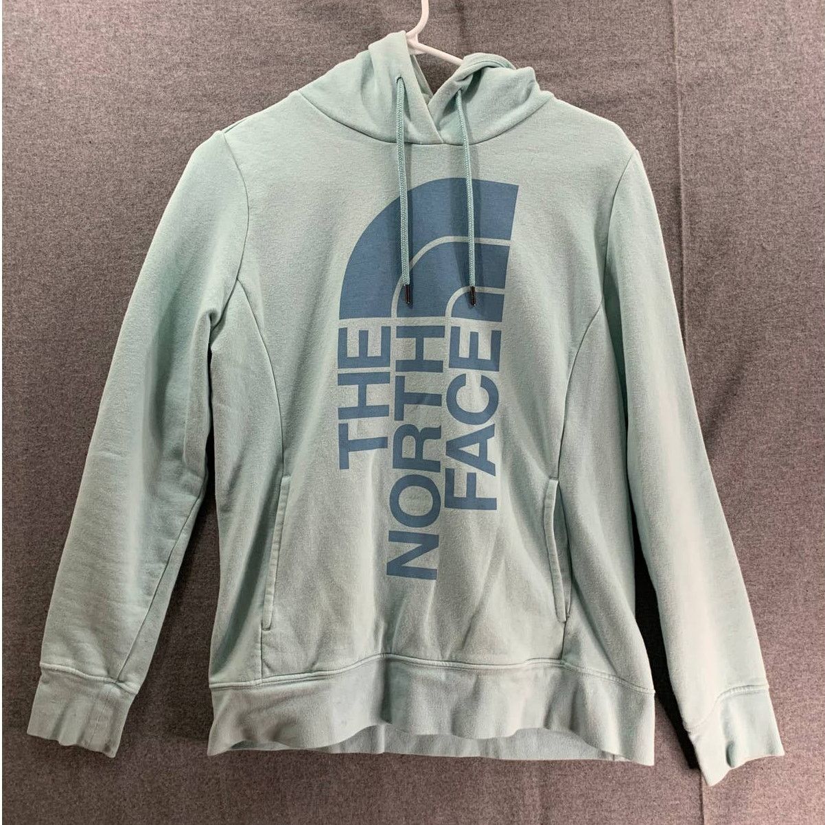 The North Face The North Face Hoodie Womens Medium Green Mint Logo Size M / US 6-8 / IT 42-44 - 1 Thumbnail