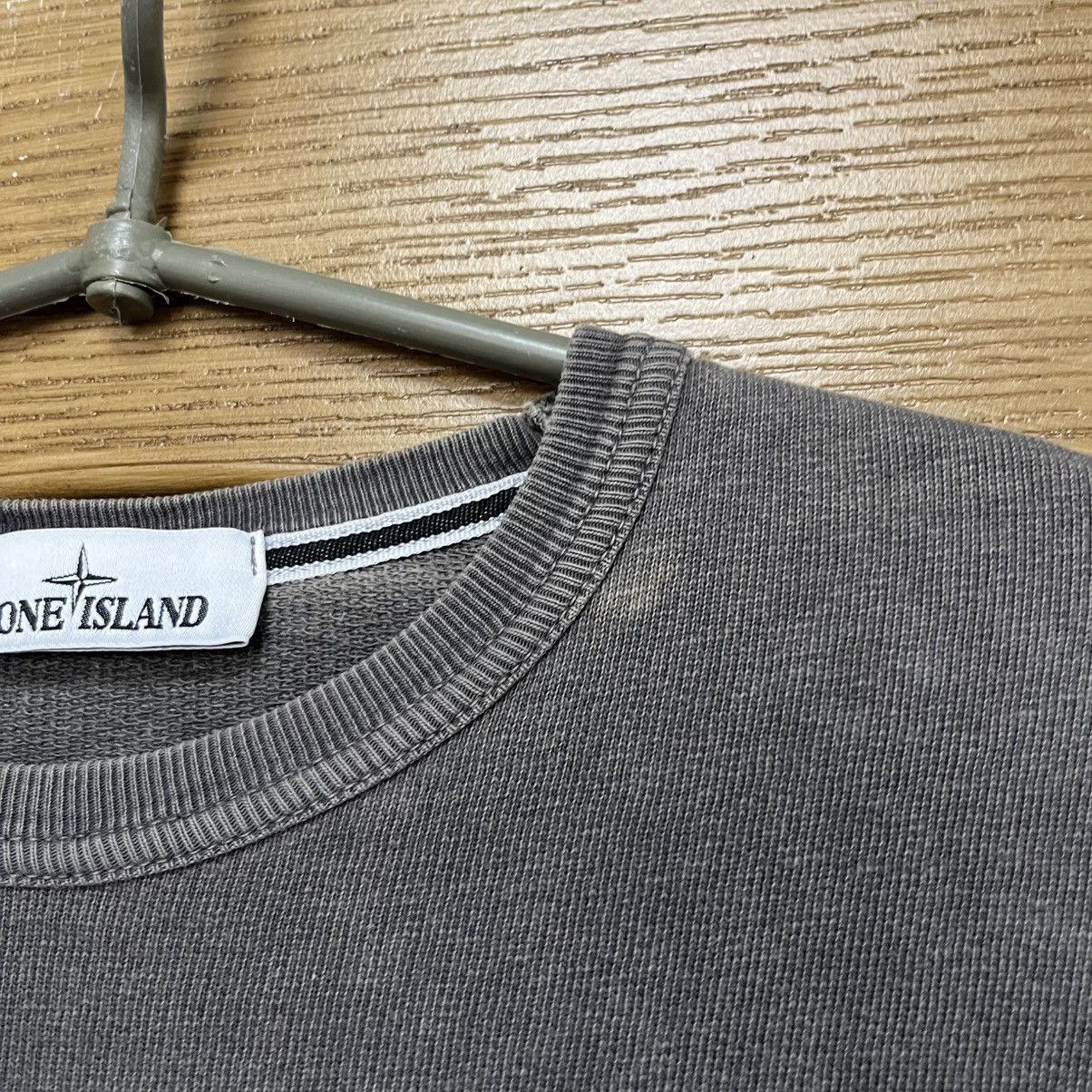Stone Island Stone Island Sweatshirt Crewneck Grey Badge Logo Size US S / EU 44-46 / 1 - 6 Thumbnail