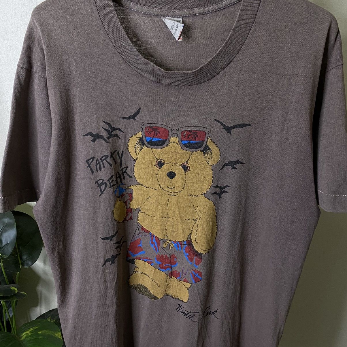 Vintage 1990s Winter Park Party Bear Tee Size US L / EU 52-54 / 3 - 2 Thumbnail