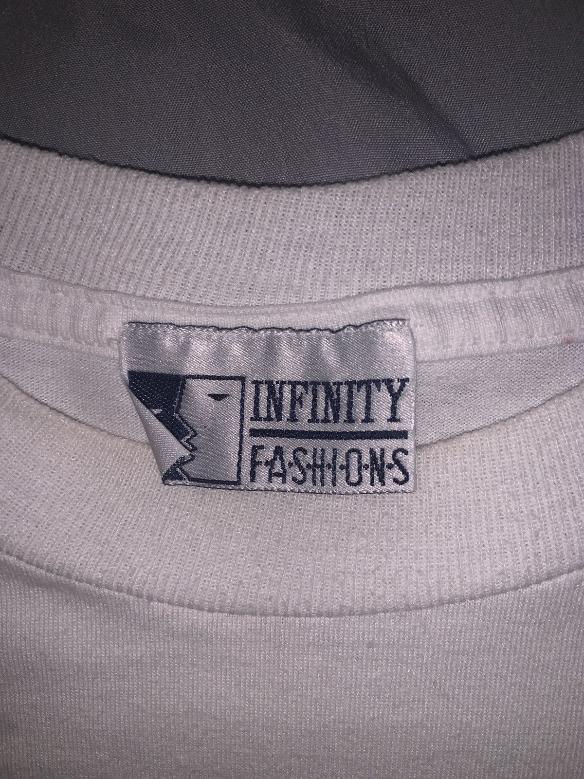 Other White Vintage T “2000” Jewels on chest - Size Large Size US L / EU 52-54 / 3 - 3 Thumbnail