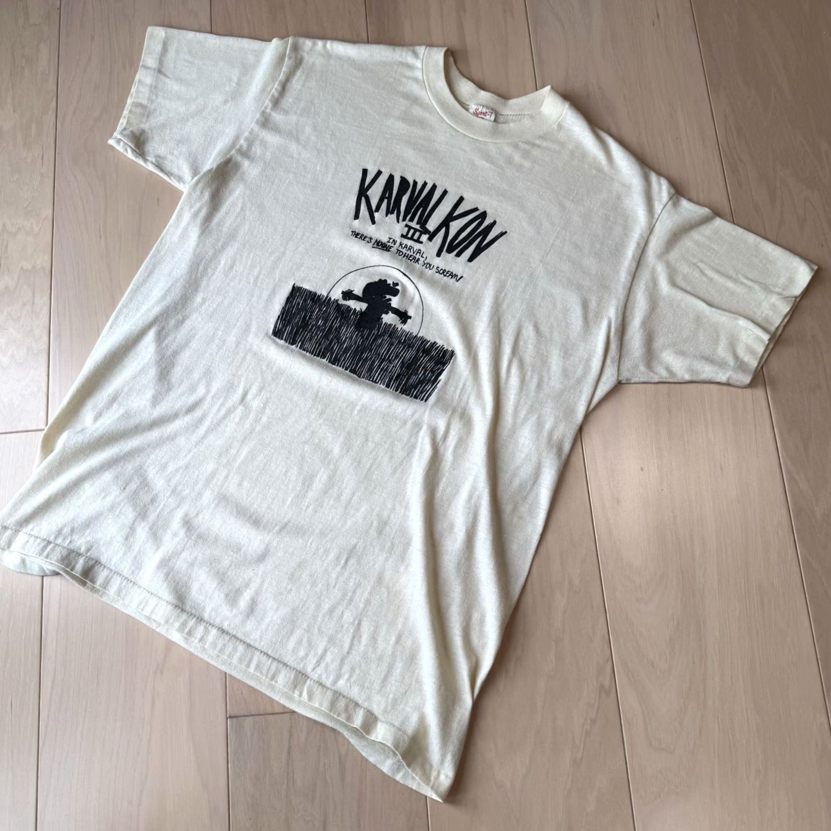 Vintage Vintage Scarecrow Shirt XL Ivory Cotton 80s USA Logo Short Sleeve Men's T-Shirt Size US XL / EU 56 / 4 - 8 Thumbnail