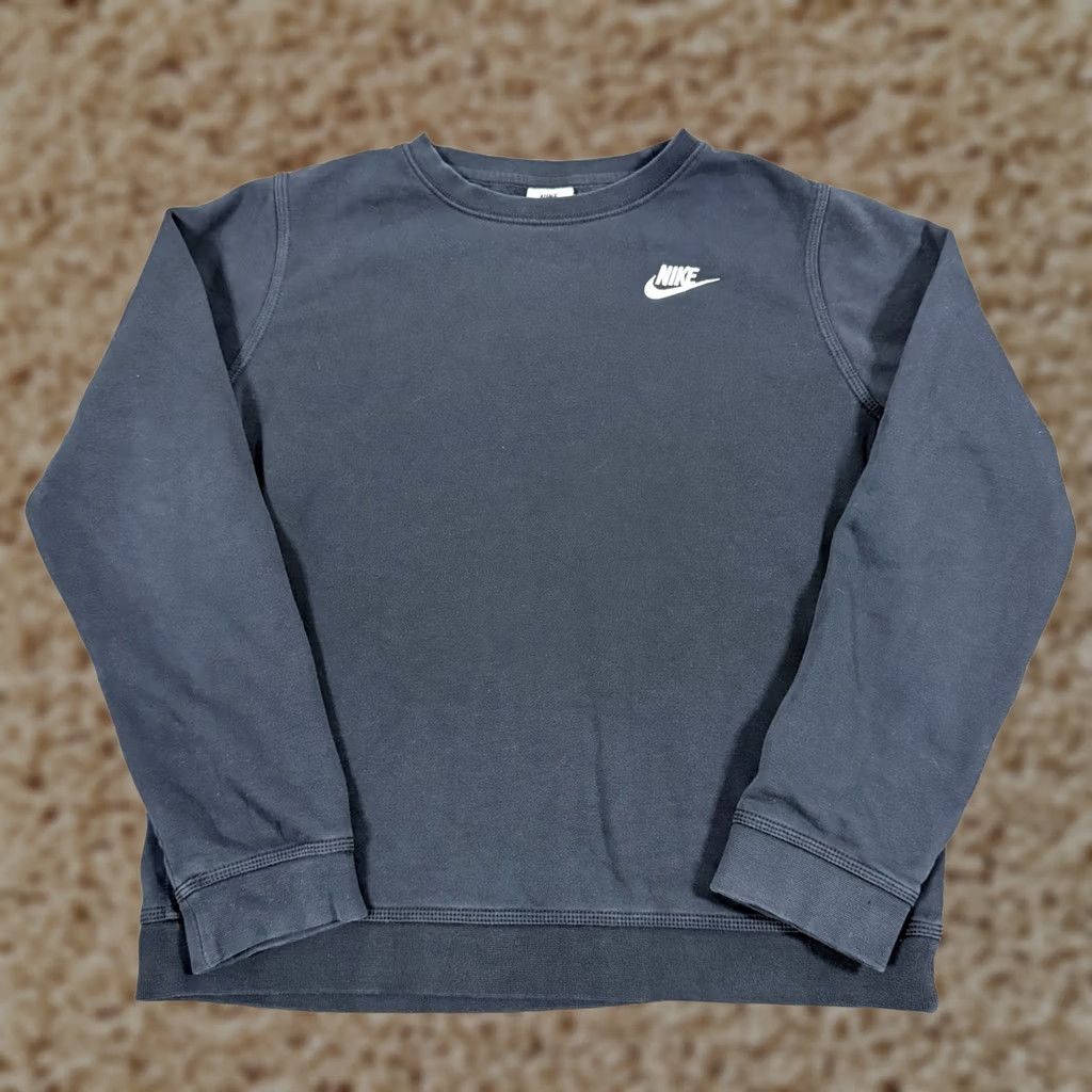 Nike Nike Vtg Embroidered Swoosh Long Sleeve Pullover Sweatshirt Mens XL Black Size US XL / EU 56 / 4 - 1 Thumbnail