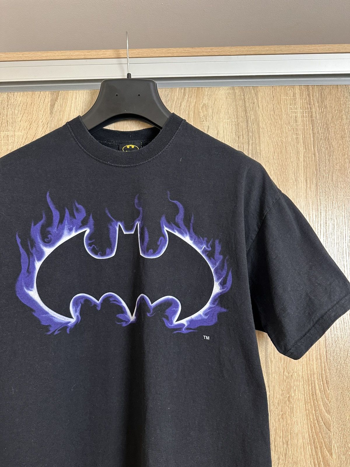 DC Comics 🔥 Batman Flame Logo T Shirt DC Vintage Comics Movie Dark Size US XL / EU 56 / 4 - 1 Thumbnail