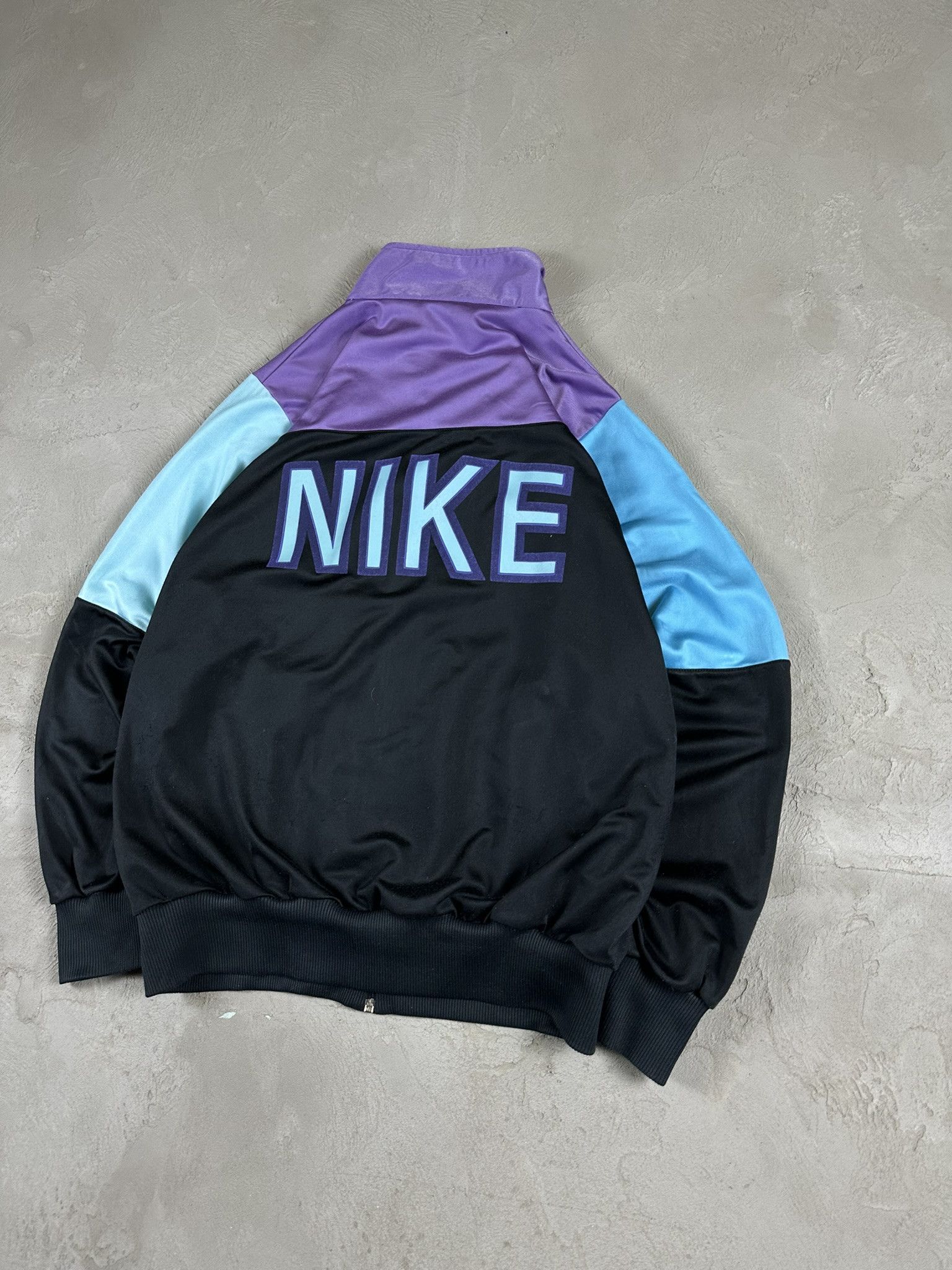 Nike 80s Vintage Nike Zip Spellout Logo Tracksuit Size US L / EU 52-54 / 3 - 3 Thumbnail