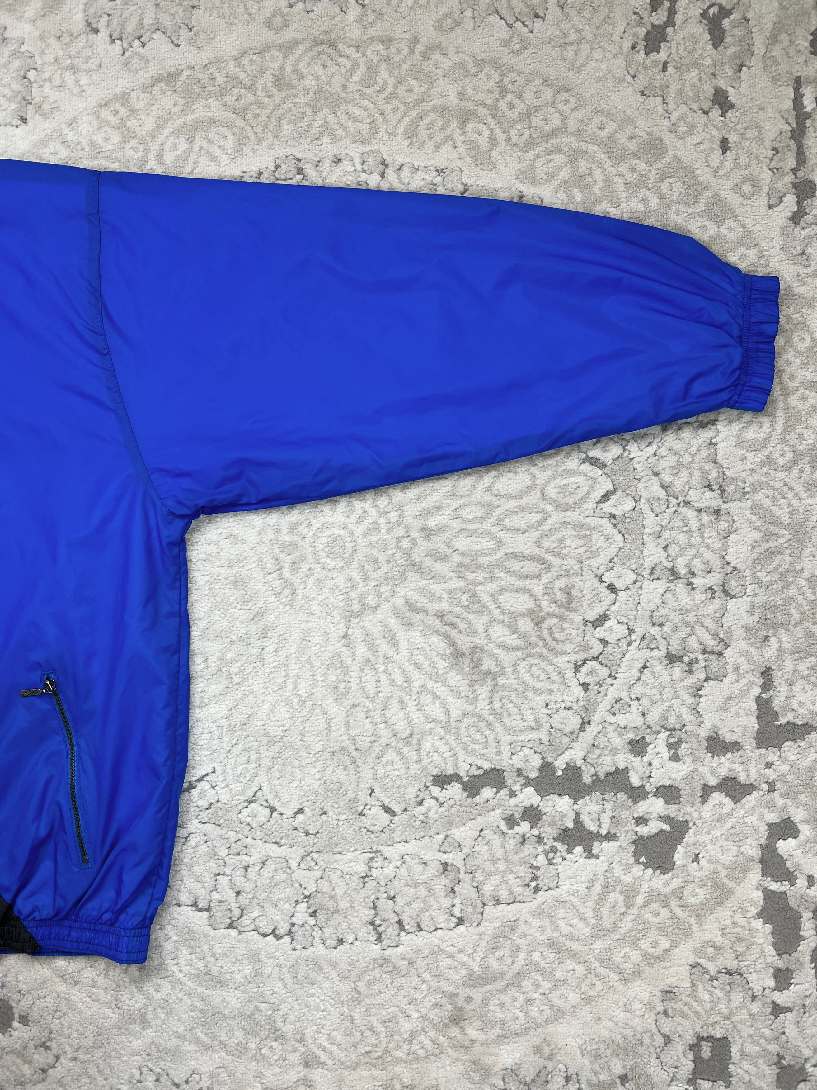 Nike Vintage 90s Nike Big Back Swoosh Windbreaker Light Jacket Size US XL / EU 56 / 4 - 8 Thumbnail