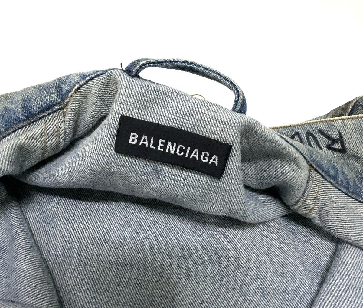 Balenciaga 2018 Balenciaga Denim Jacket Size US S / EU 44-46 / 1 - 3 Thumbnail
