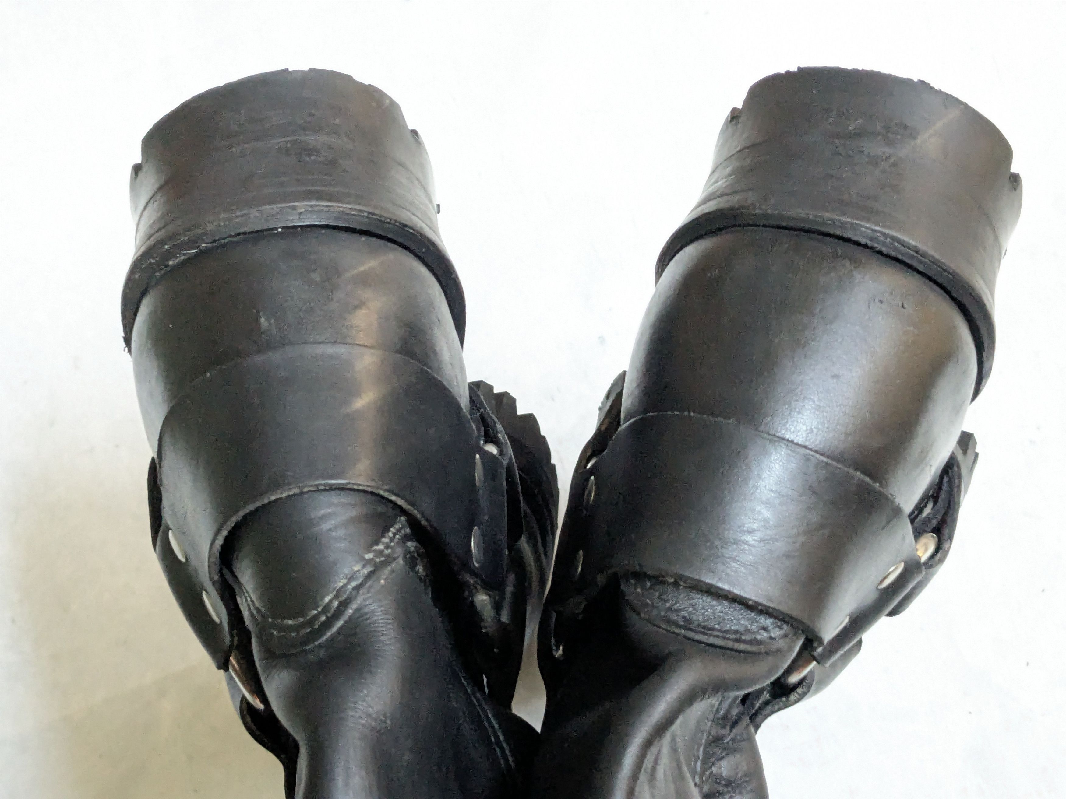 Frye Frye Harness Boots Black Leather 9.5 M Buckle Size US 9.5 / EU 42-43 - 12 Thumbnail