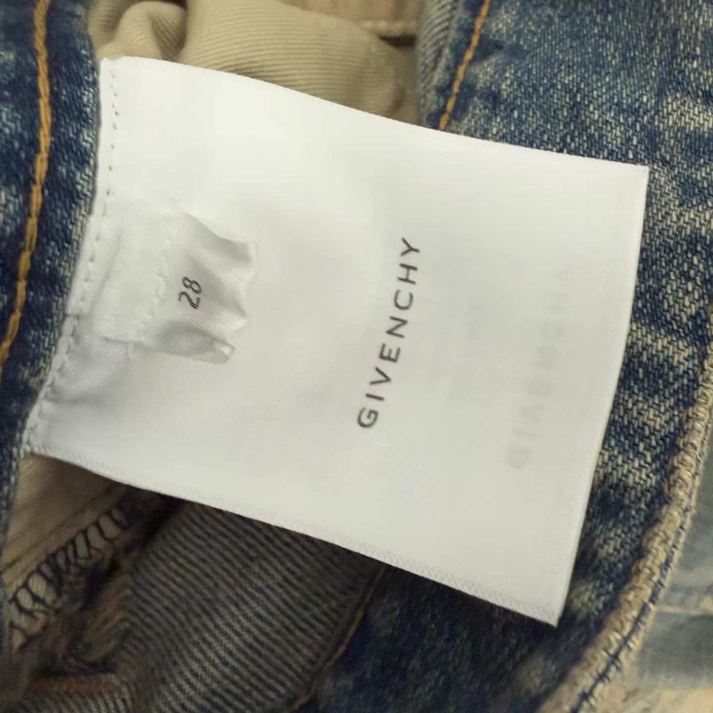 Givenchy Givenchy Gvc OG Distressed Boro Jeans 28 (New) Size 28" / US 6 / IT 42 - 4 Thumbnail