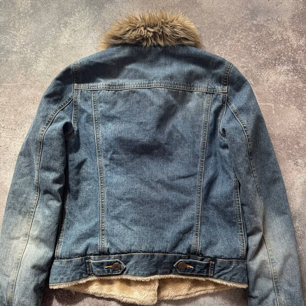 Abercrombie & Fitch Abercombie & Fitch Vintage Faux Fur Denim Jacket Size S / US 4 / IT 40 - 11 Thumbnail