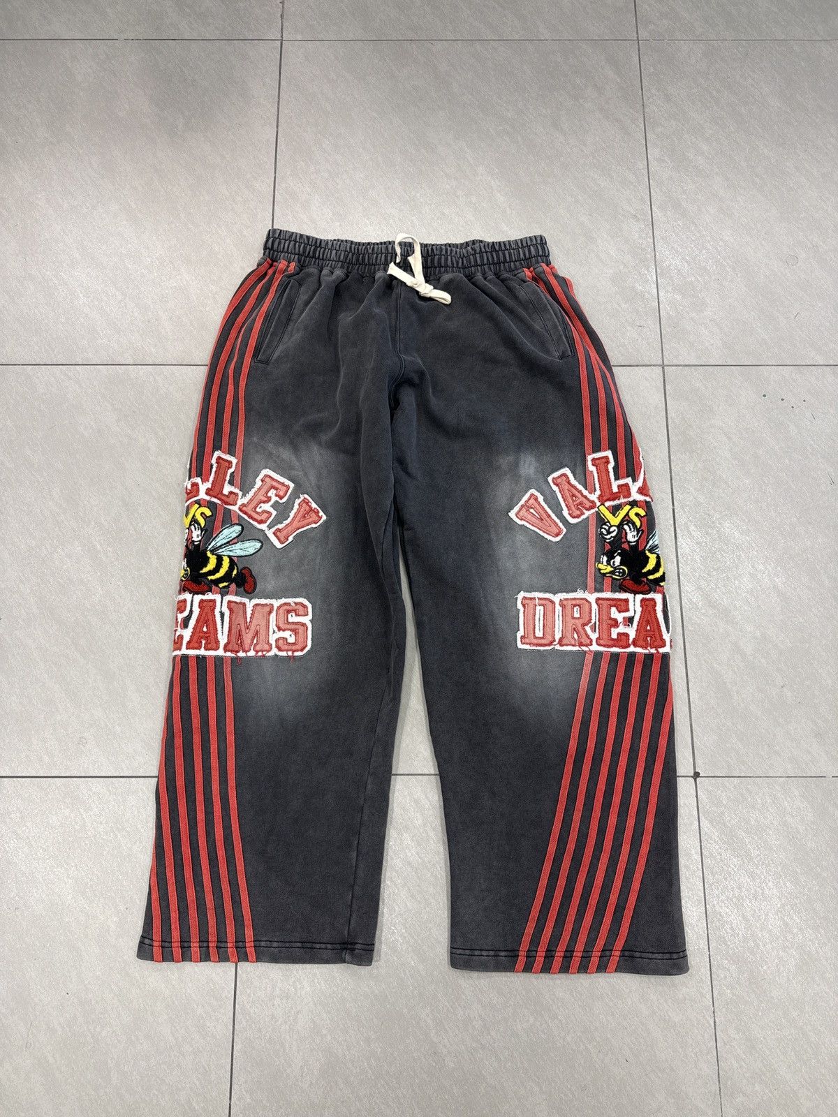 Vale Vale Forever Anthem Sweatpants Size Medium Size US 32 / EU 48 - 1 Thumbnail