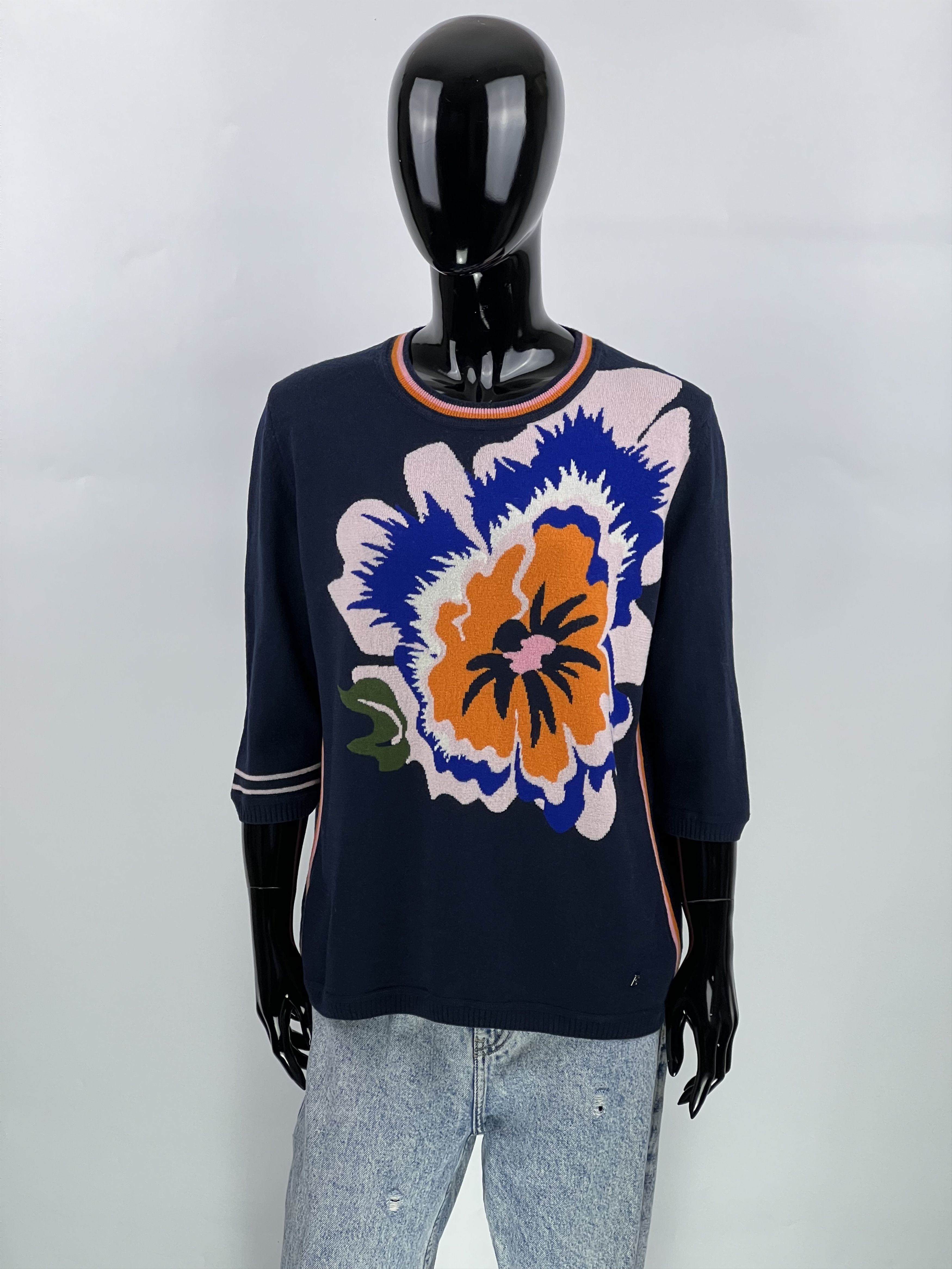 Bogner Bogner Women's Floral Print Half Sleeve Wool Sweater Size M Size M / US 6-8 / IT 42-44 - 1 Thumbnail