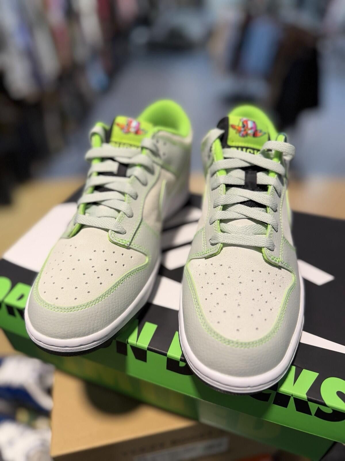 Nike Nike Dunk Low 'University of Oregon' Men's Size 9 Size US 9 / EU 42 - 3 Thumbnail