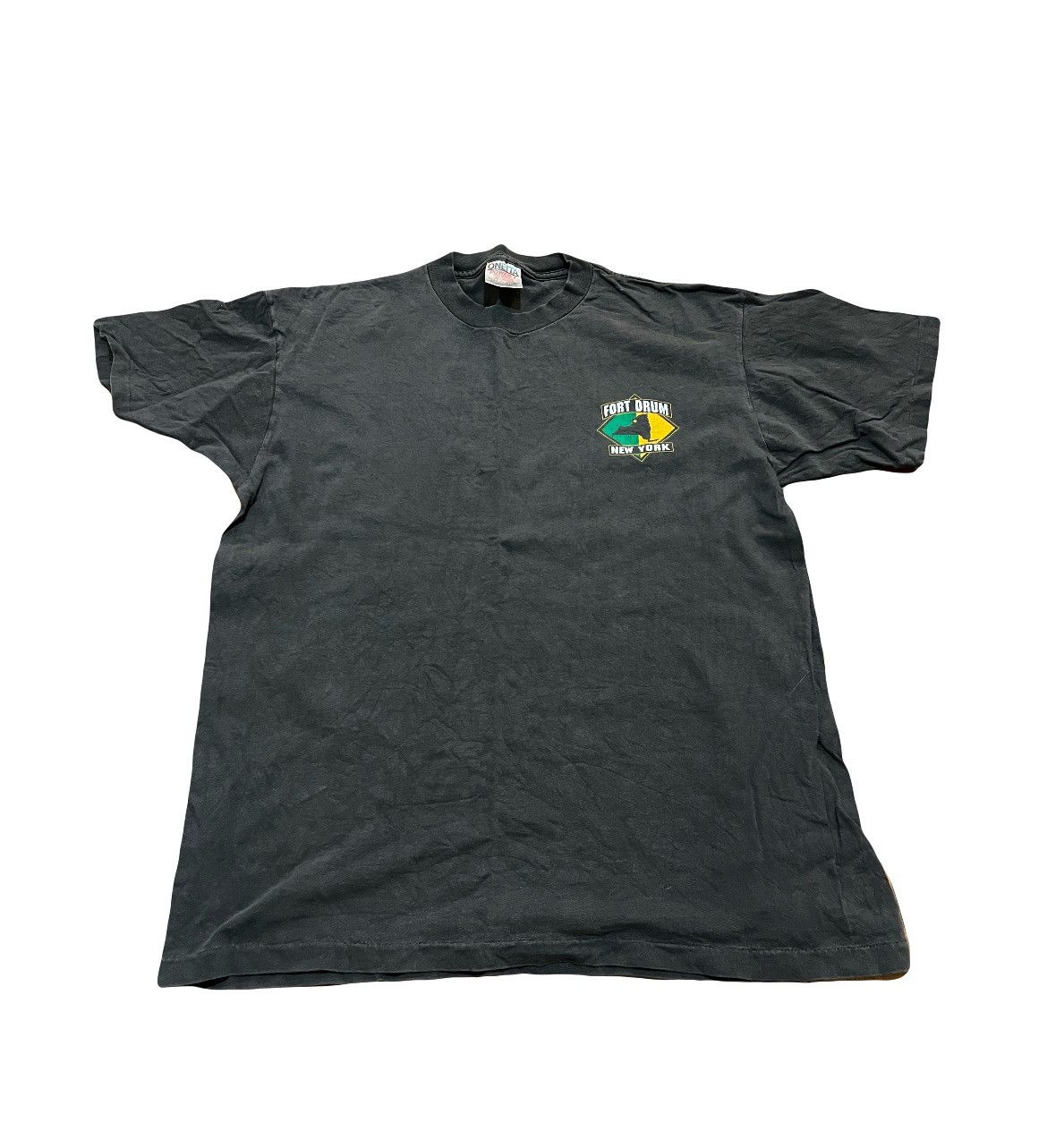 Vintage Vintage fort drum tee Size US L / EU 52-54 / 3 - 1 Thumbnail