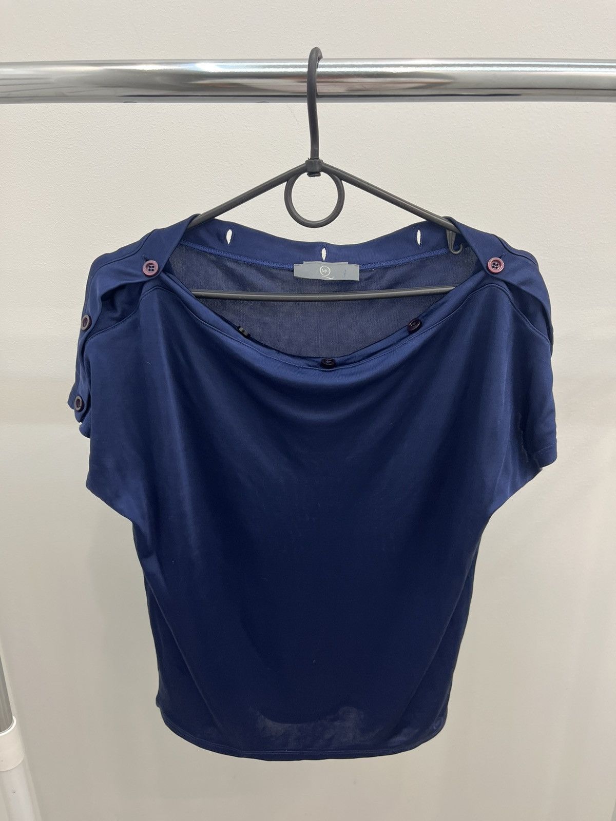 Alexander McQueen Alexander McQueen MCQ Buttons Tee Blouse Size M / US 6-8 / IT 42-44 - 9 Thumbnail