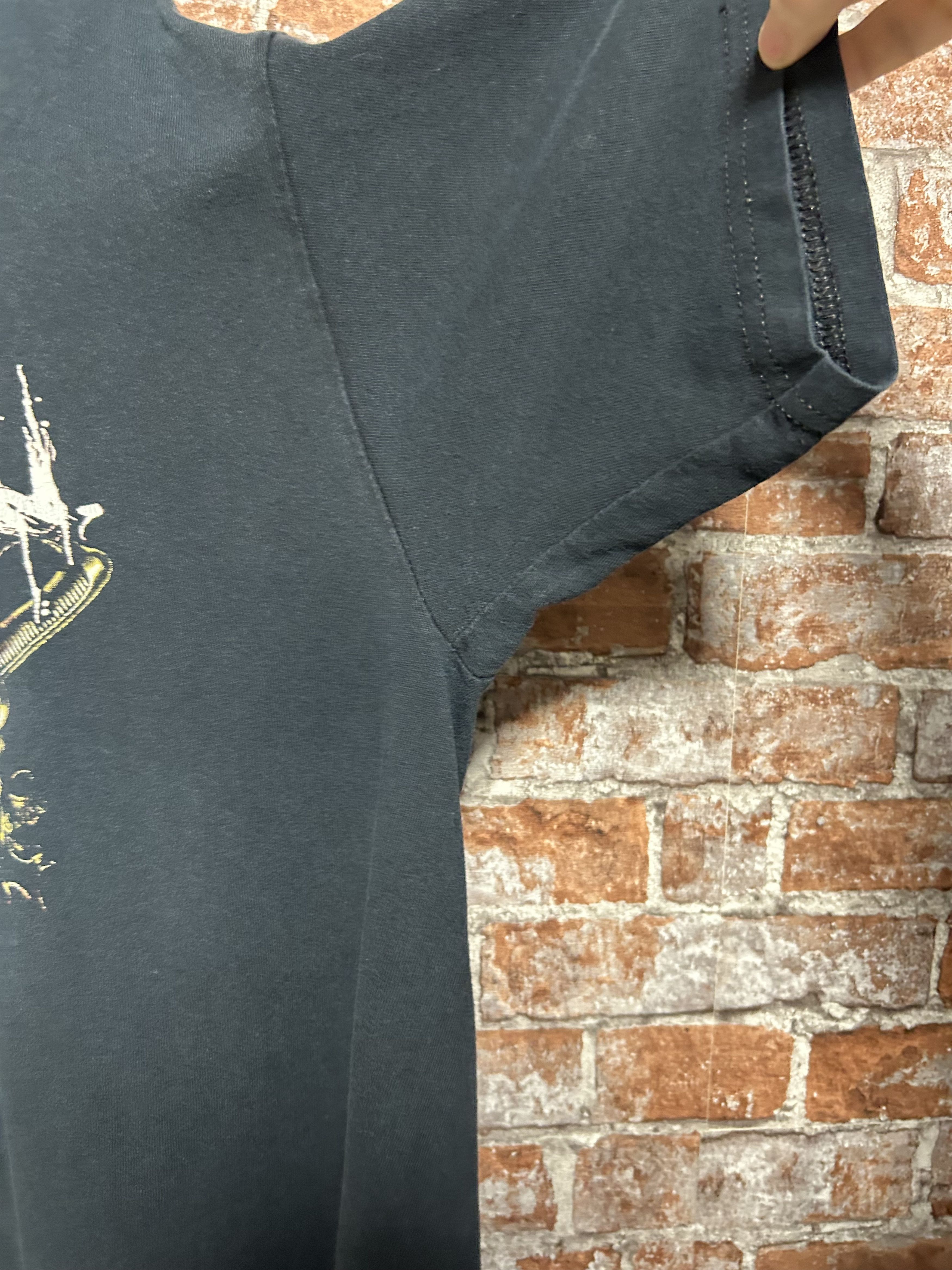 Band Tees Heaven Shall Burn 2000s Vintage Rock Band Tee Size US L / EU 52-54 / 3 - 6 Thumbnail