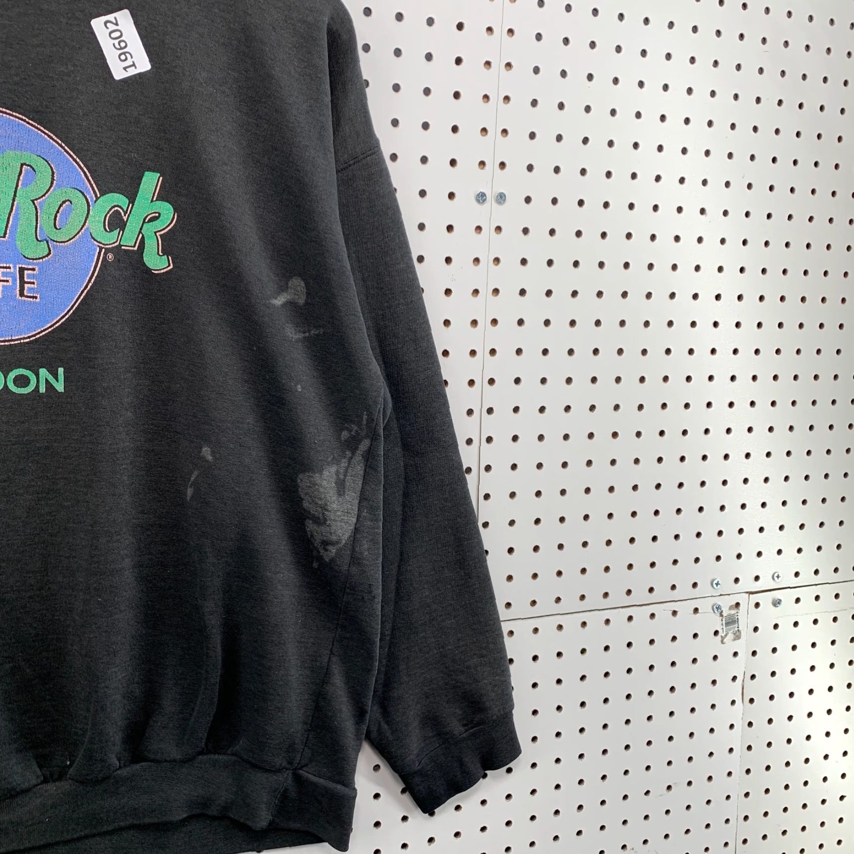 Hard Rock Cafe VINTAGE Hard Rock Cafe Sweatshirt Mens L Black Crew Neck 90s London Distress Pullover 25x28 Size US L / EU 52-54 / 3 - 7 Thumbnail