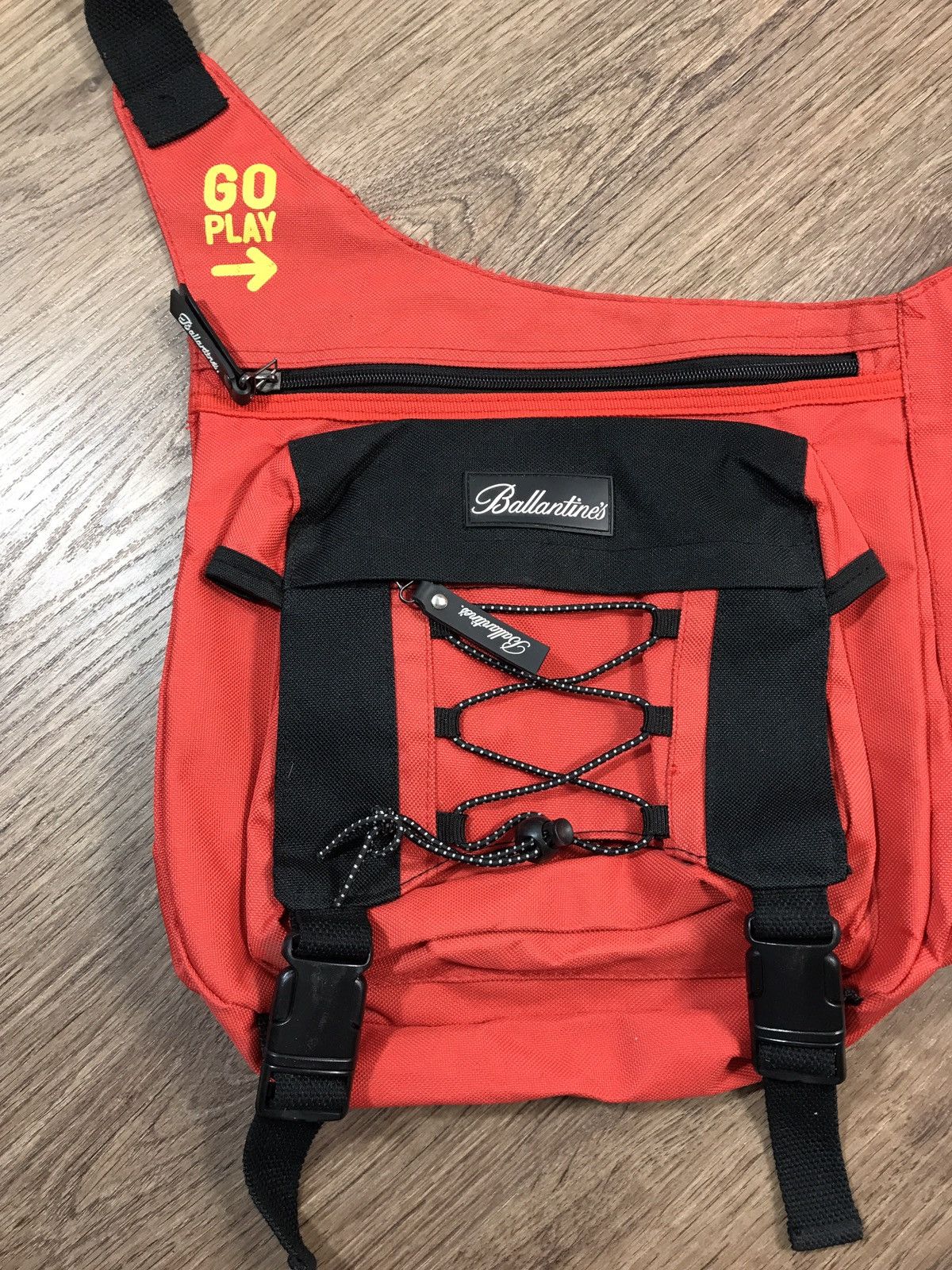 Vintage Vintage Ballantines Sling Bag Size ONE SIZE - 2 Thumbnail